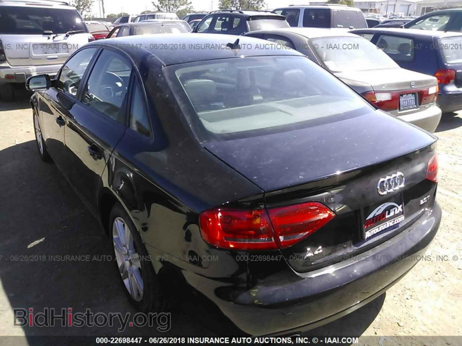 2011 Audi A4 - VIN: WAUAFAFL6BN039091 - Фото 3