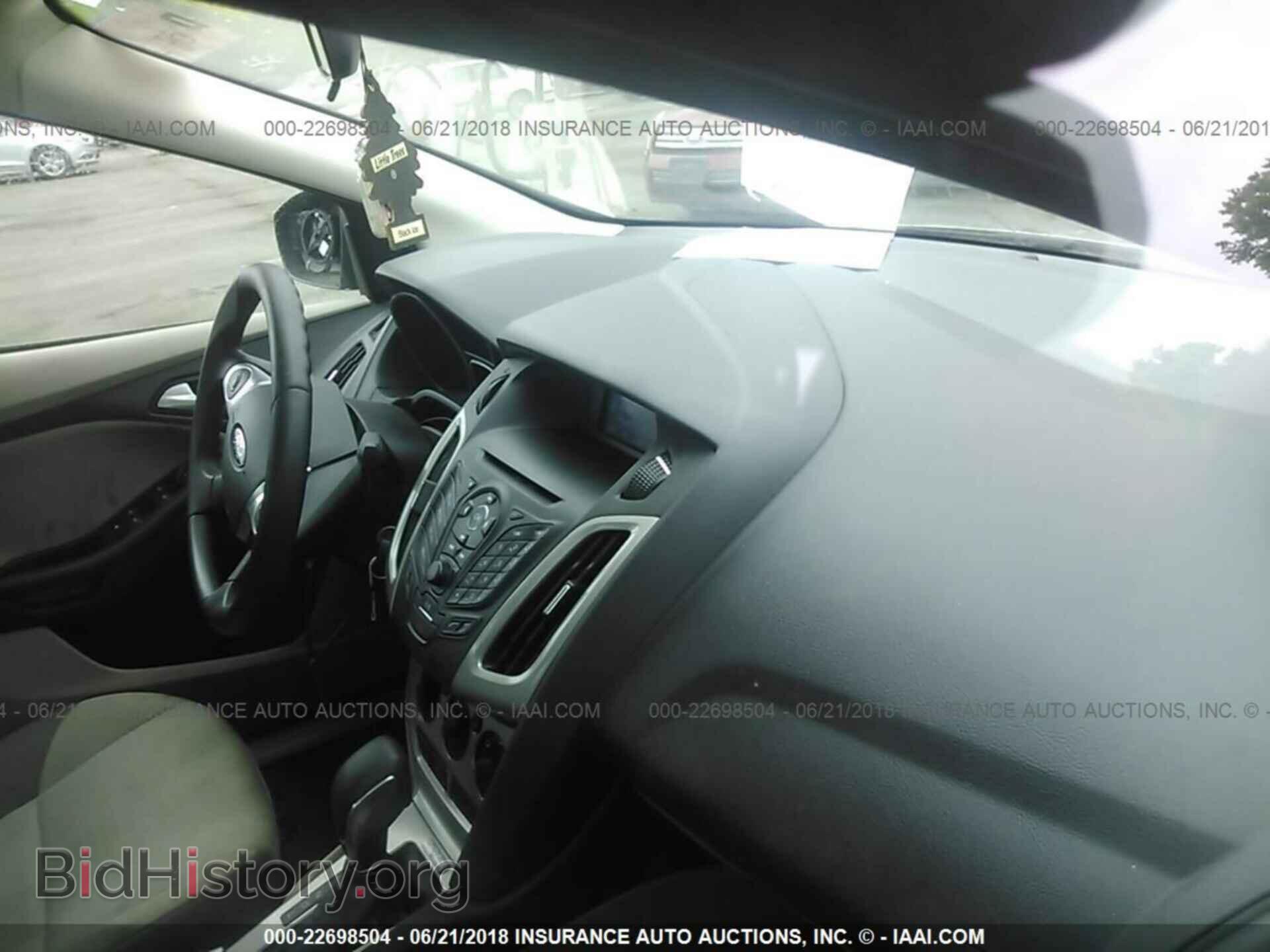 2013 Ford Focus - VIN: 1FADP3F2XDL276994 - Photo 5