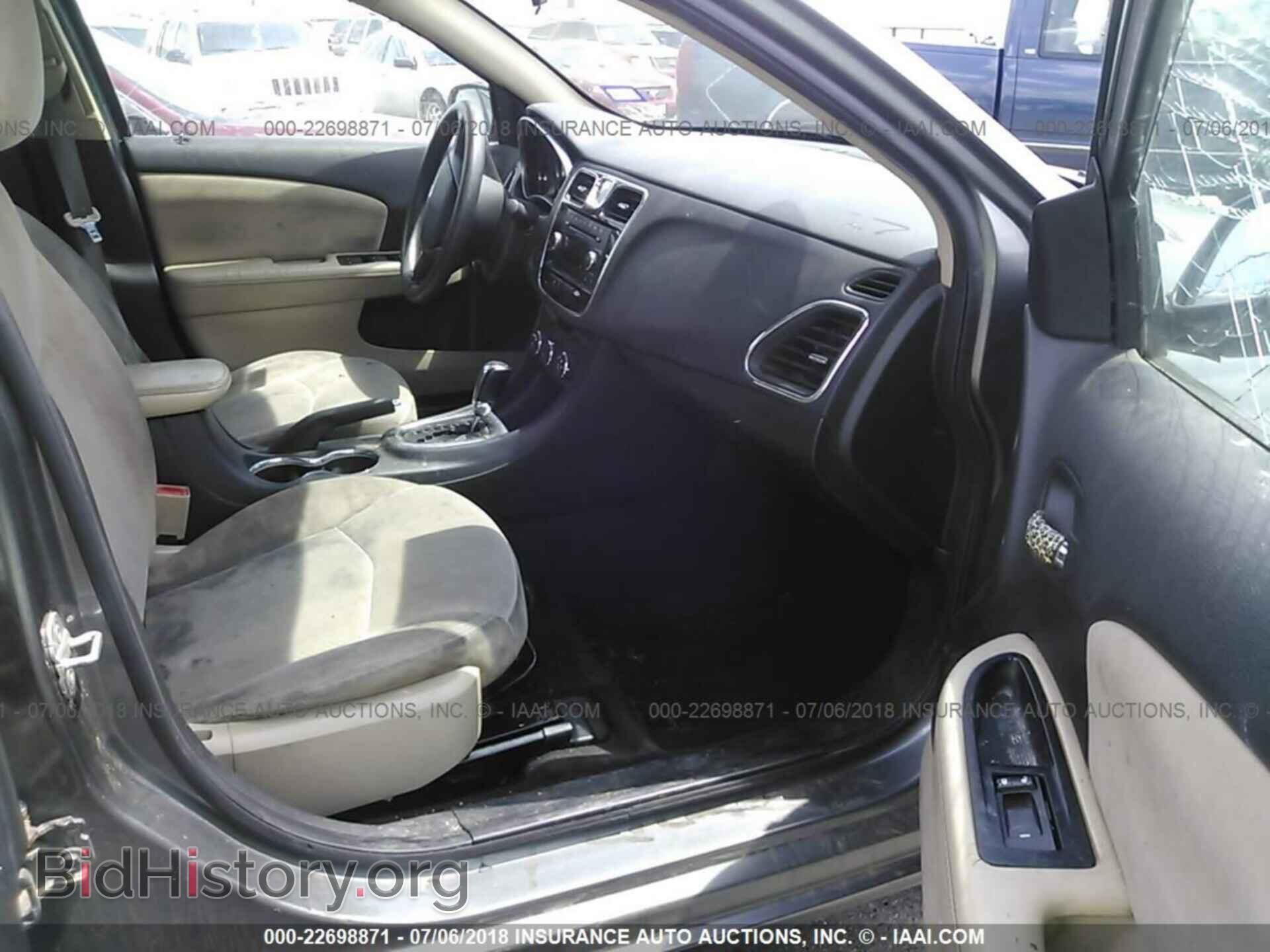 2012 Chrysler 200 - VIN: 1C3CCBAB0CN191687 - Фото 5