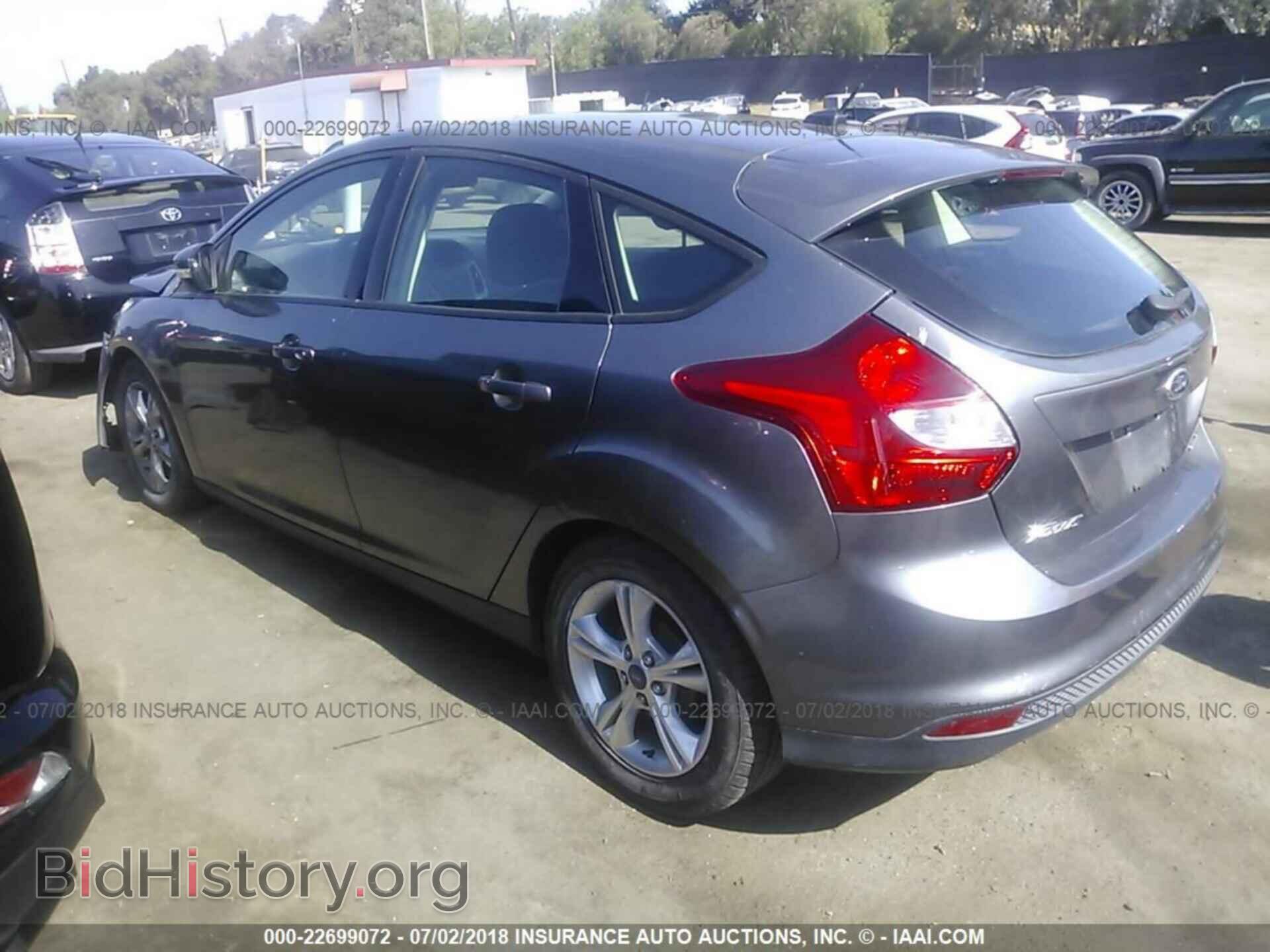 2014 Ford Focus - VIN: 1FADP3K25EL282354 - Photo 3