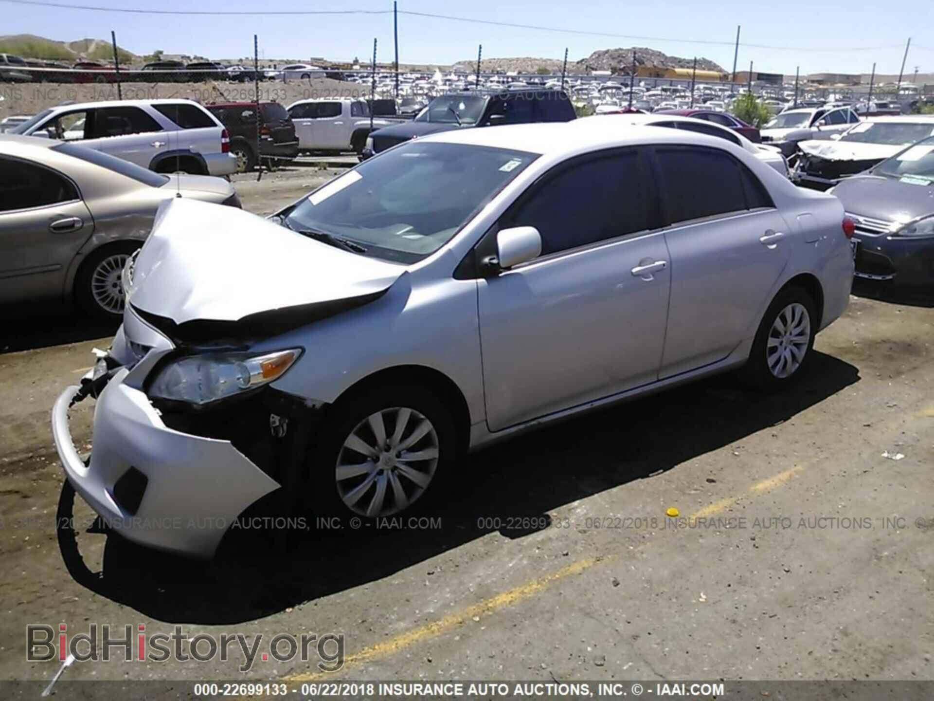 2013 Toyota Corolla - VIN: 5YFBU4EEXDP092318 - Фото 2