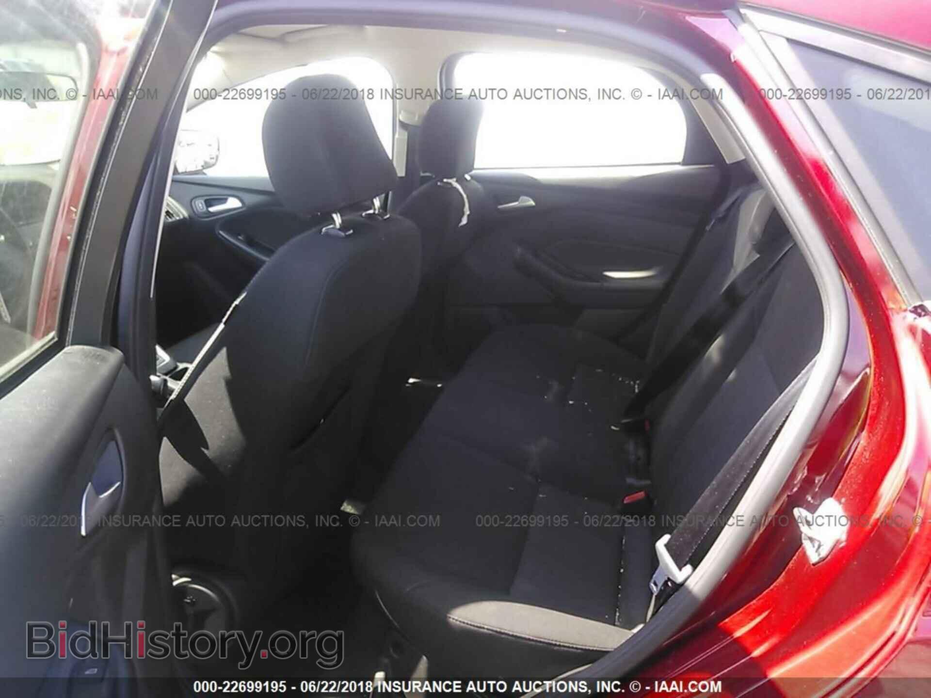 2017 Ford Focus - VIN: 1FADP3F26HL297976 - Фото 8