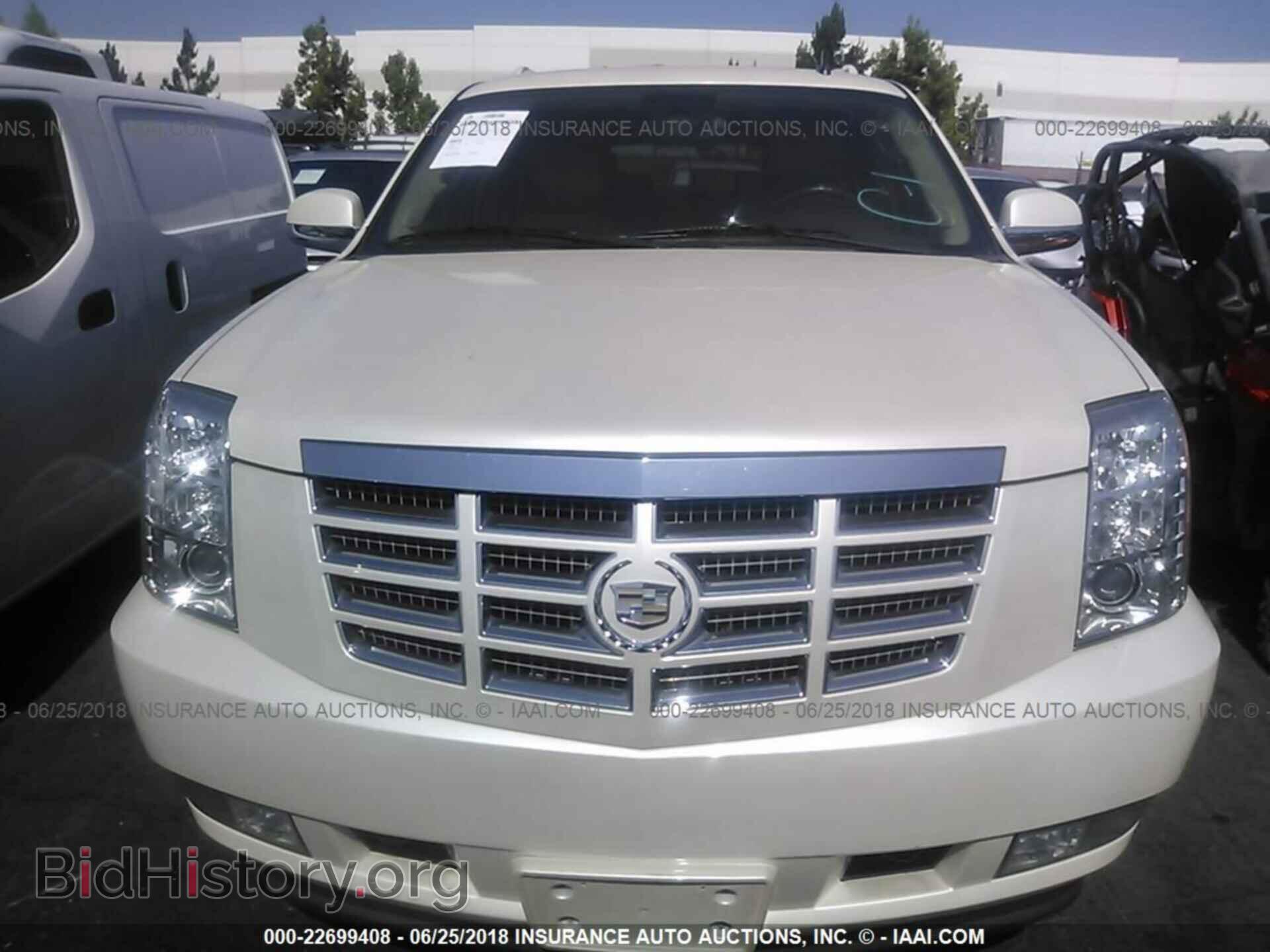 2011 Cadillac Escalade - VIN: 1GYS4HEFXBR151171 - Фото 6
