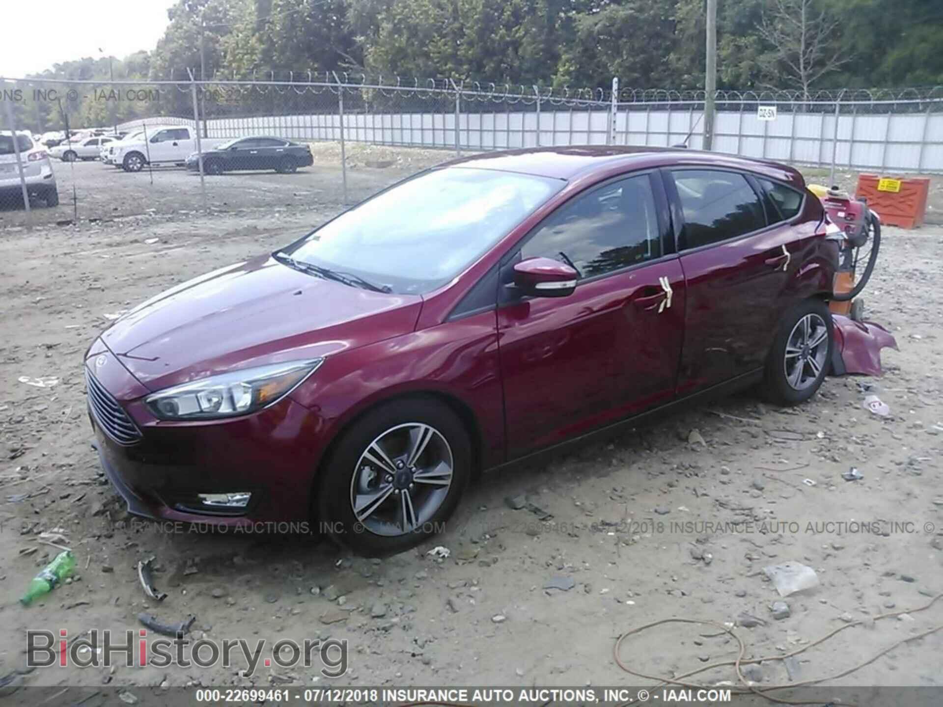 2016 Ford Focus - VIN: 1FADP3KE1GL236453 - Photo 2