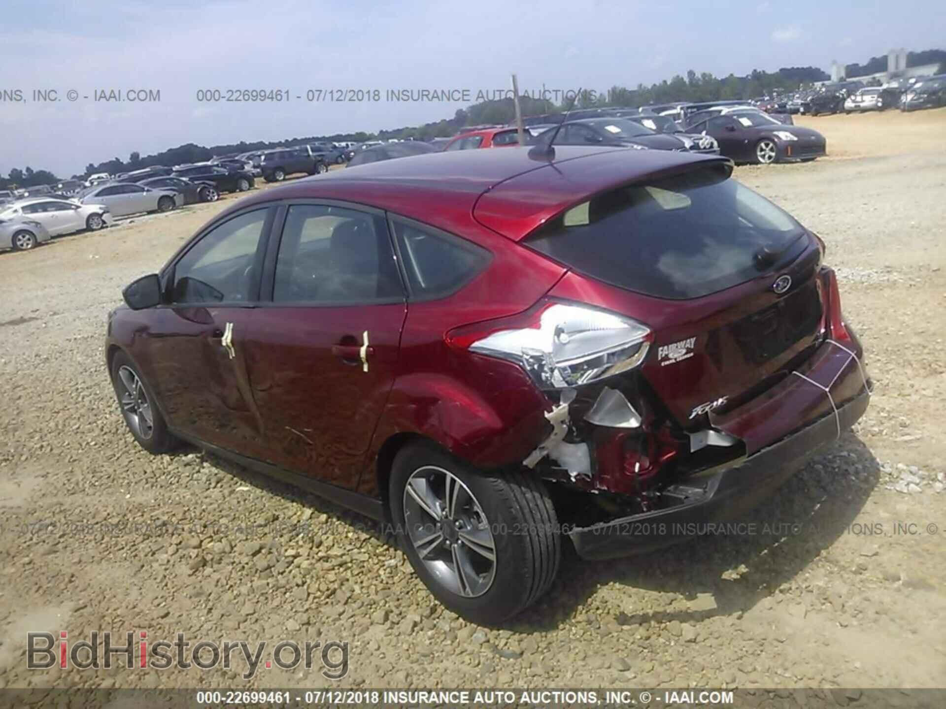 2016 Ford Focus - VIN: 1FADP3KE1GL236453 - Photo 3