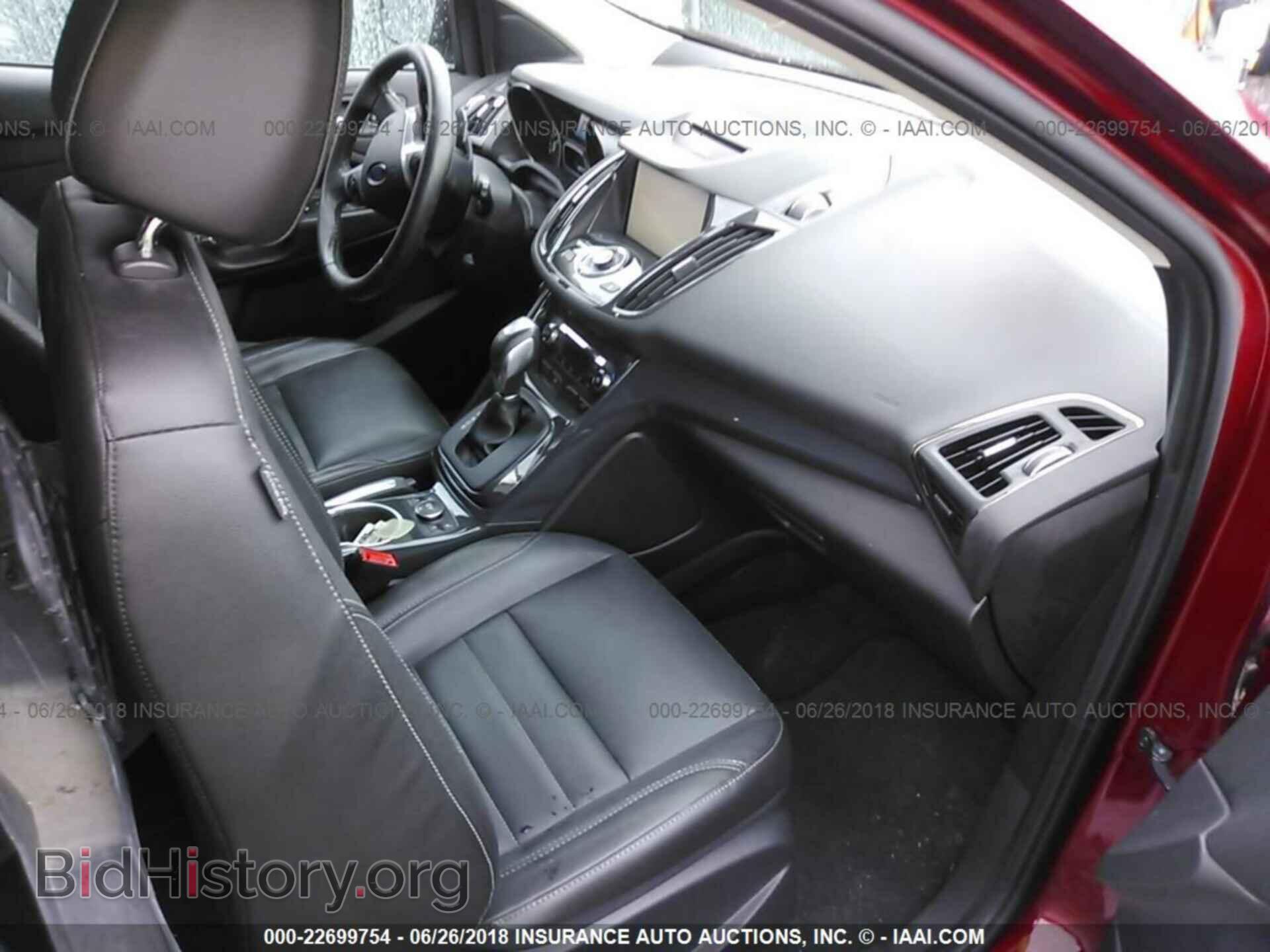 2014 Ford Escape - VIN: 1FMCU0J92EUE22975 - Photo 5