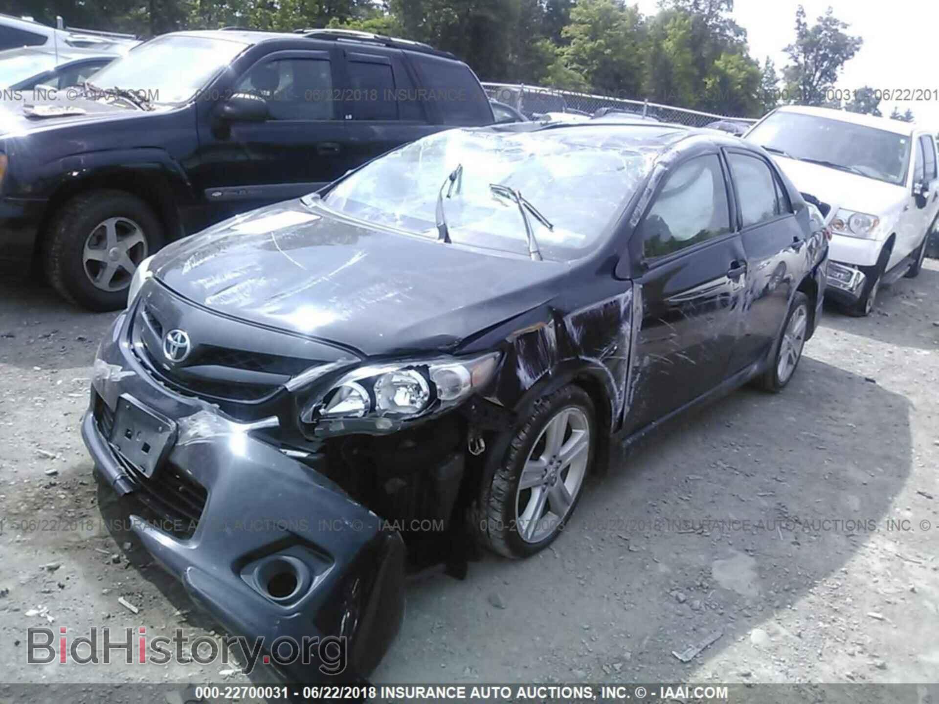 2013 Toyota Corolla - VIN: 2T1BU4EE8DC948277 - Photo 2