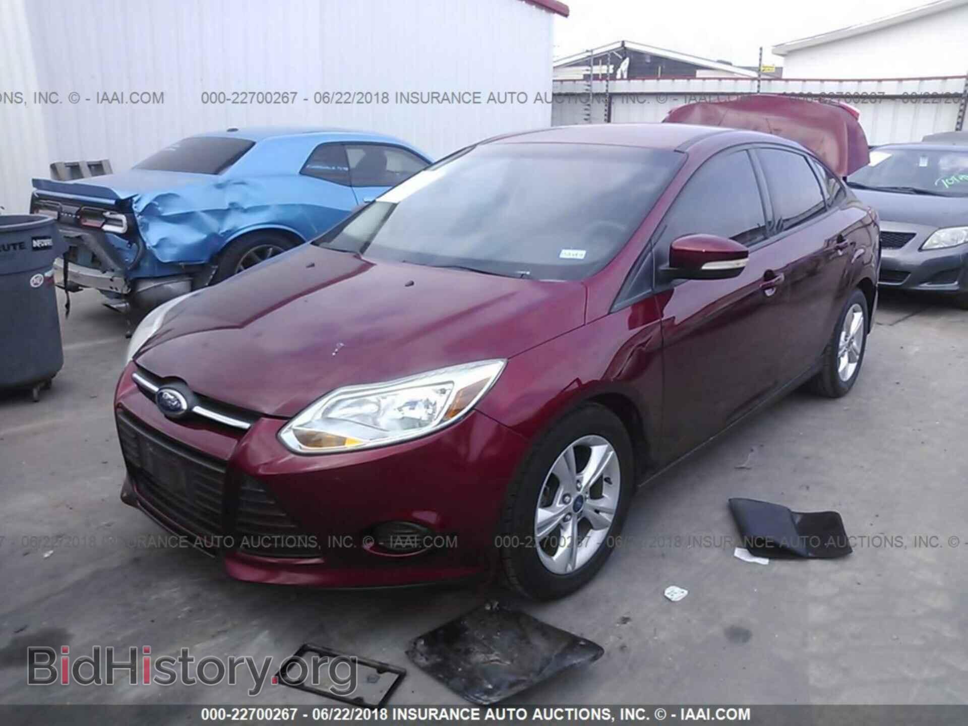 2013 Ford Focus - VIN: 1FADP3F20DL290001 - Photo 2