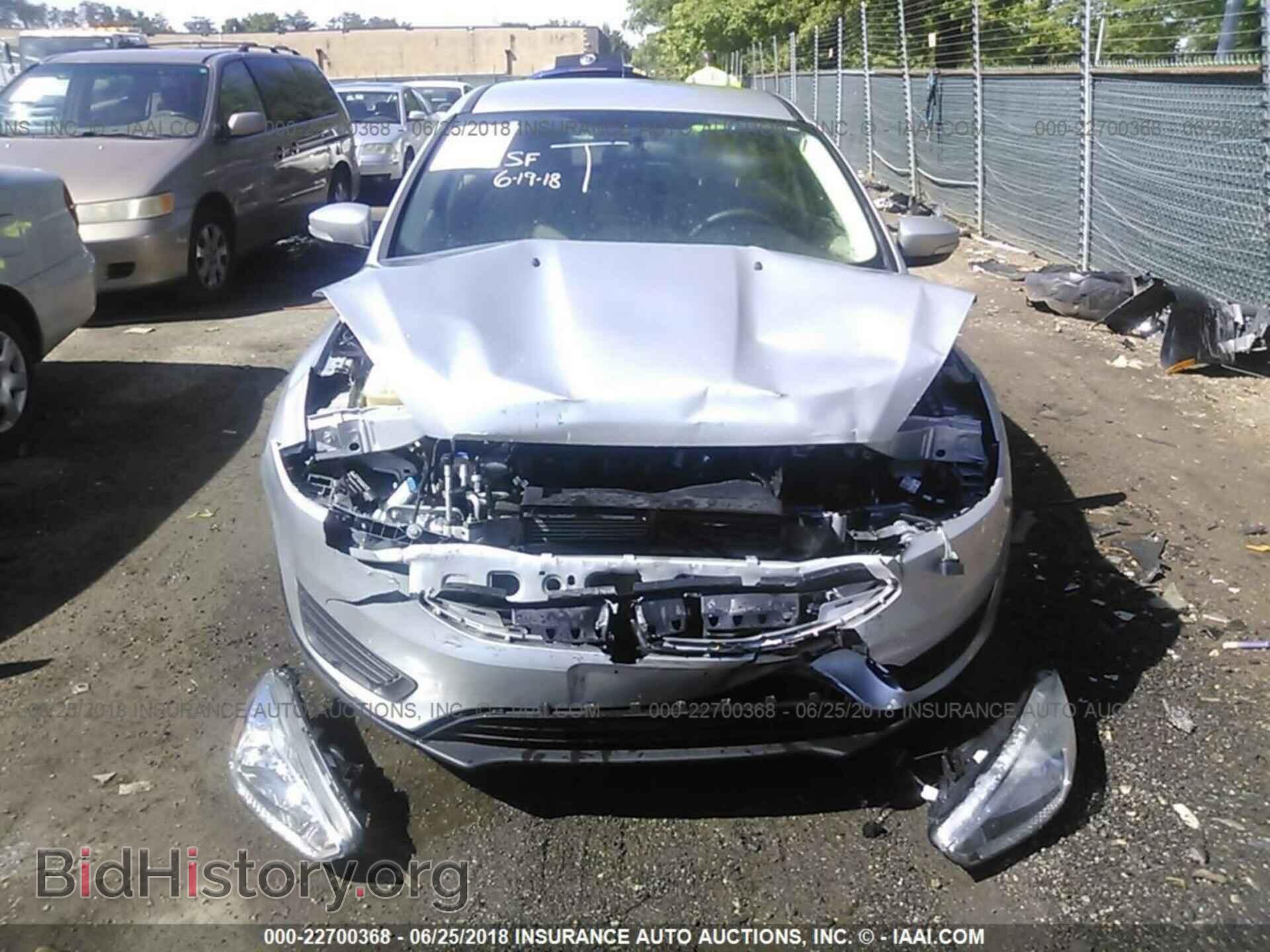 2016 Ford Focus - VIN: 1FADP3F28GL323976 - Фото 6