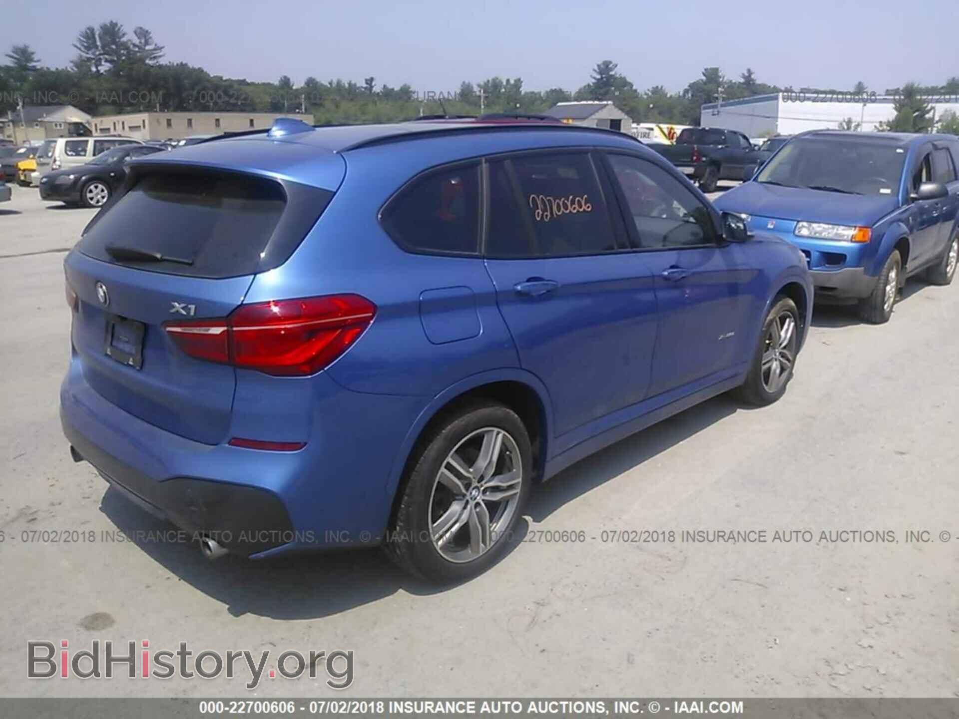 2017 Bmw X1 - VIN: WBXHT3C3XH5F78175 - Фото 4