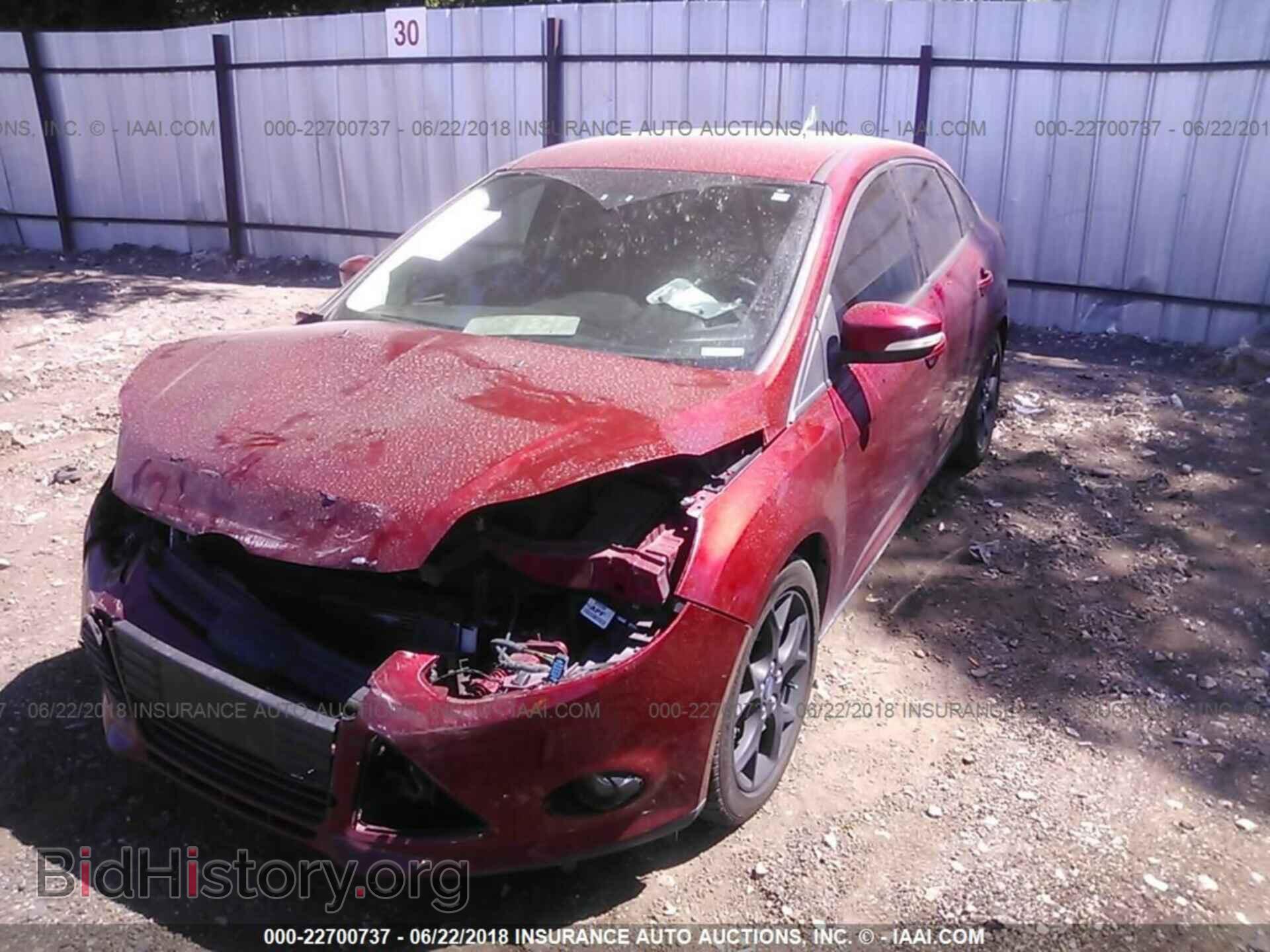 2013 Ford Focus - VIN: 1FADP3F20DL190142 - Photo 2