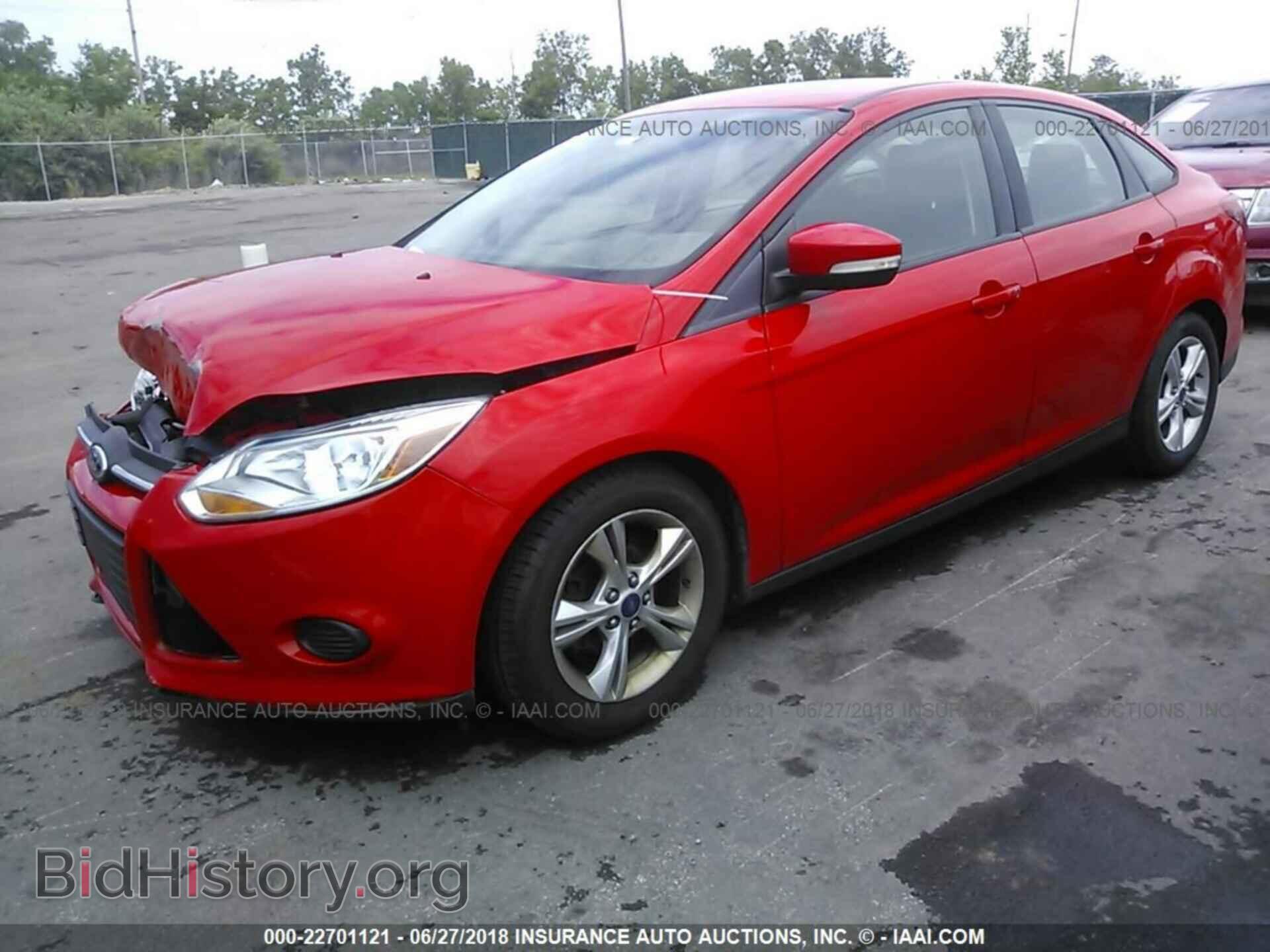 2013 Ford Focus - VIN: 1FADP3F2XDL275912 - Фото 2