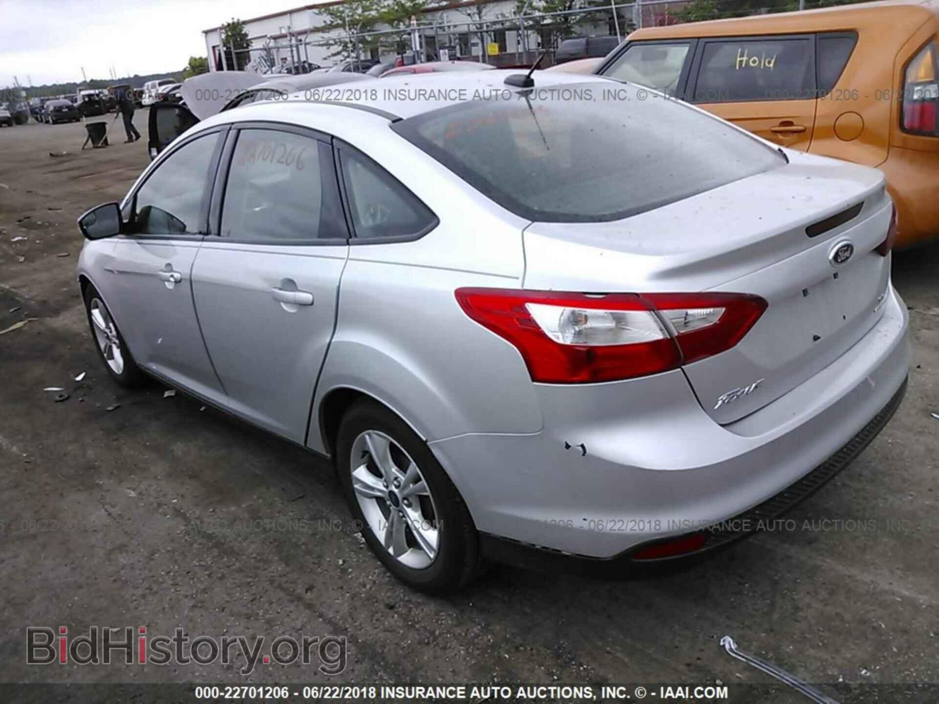 2014 Ford Focus - VIN: 1FADP3F29EL234298 - Фото 3