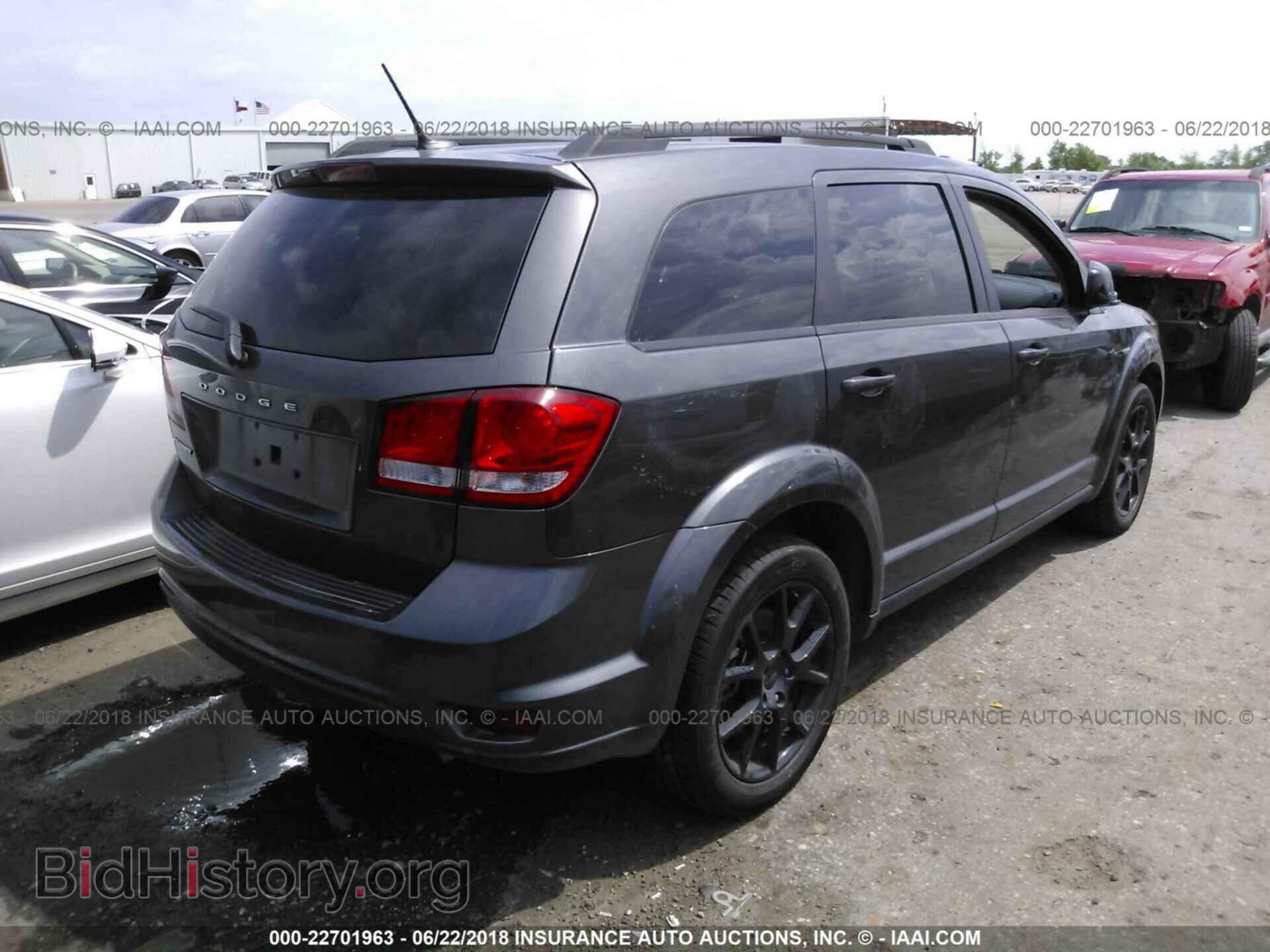 2015 Dodge Journey - VIN: 3C4PDCBB2FT700634 - Photo 4