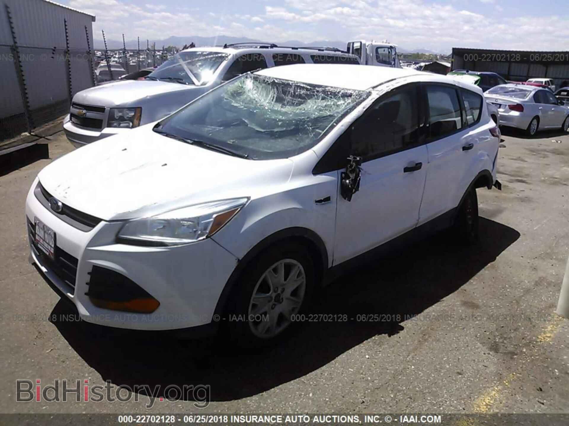 2014 Ford Escape - VIN: 1FMCU0F78EUB81835 - Photo 2
