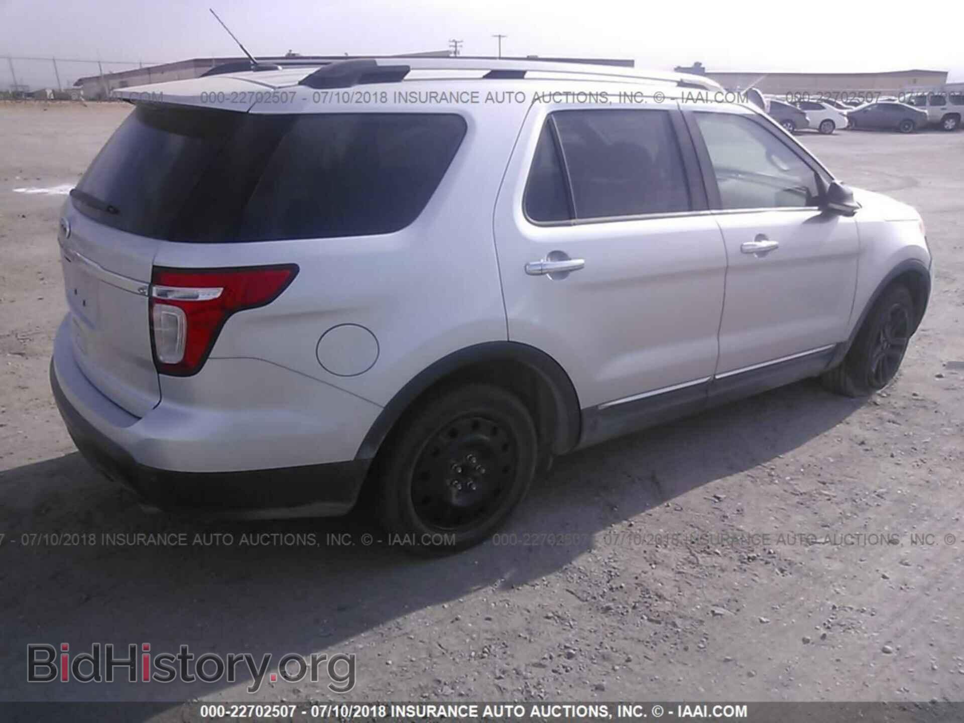 2011 Ford Explorer - VIN: 1FMHK7D81BGA94014 - Фото 4