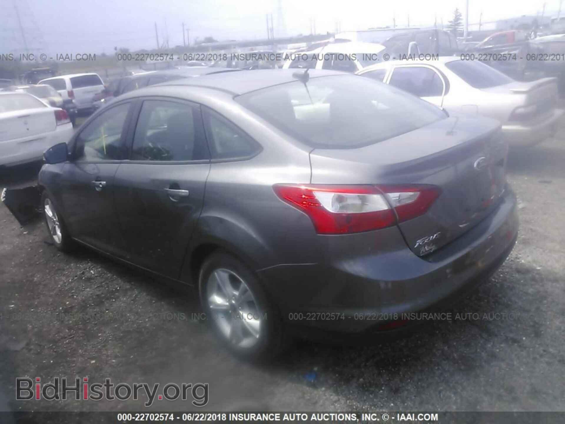 2013 Ford Focus - VIN: 1FADP3F26DL332591 - Photo 3