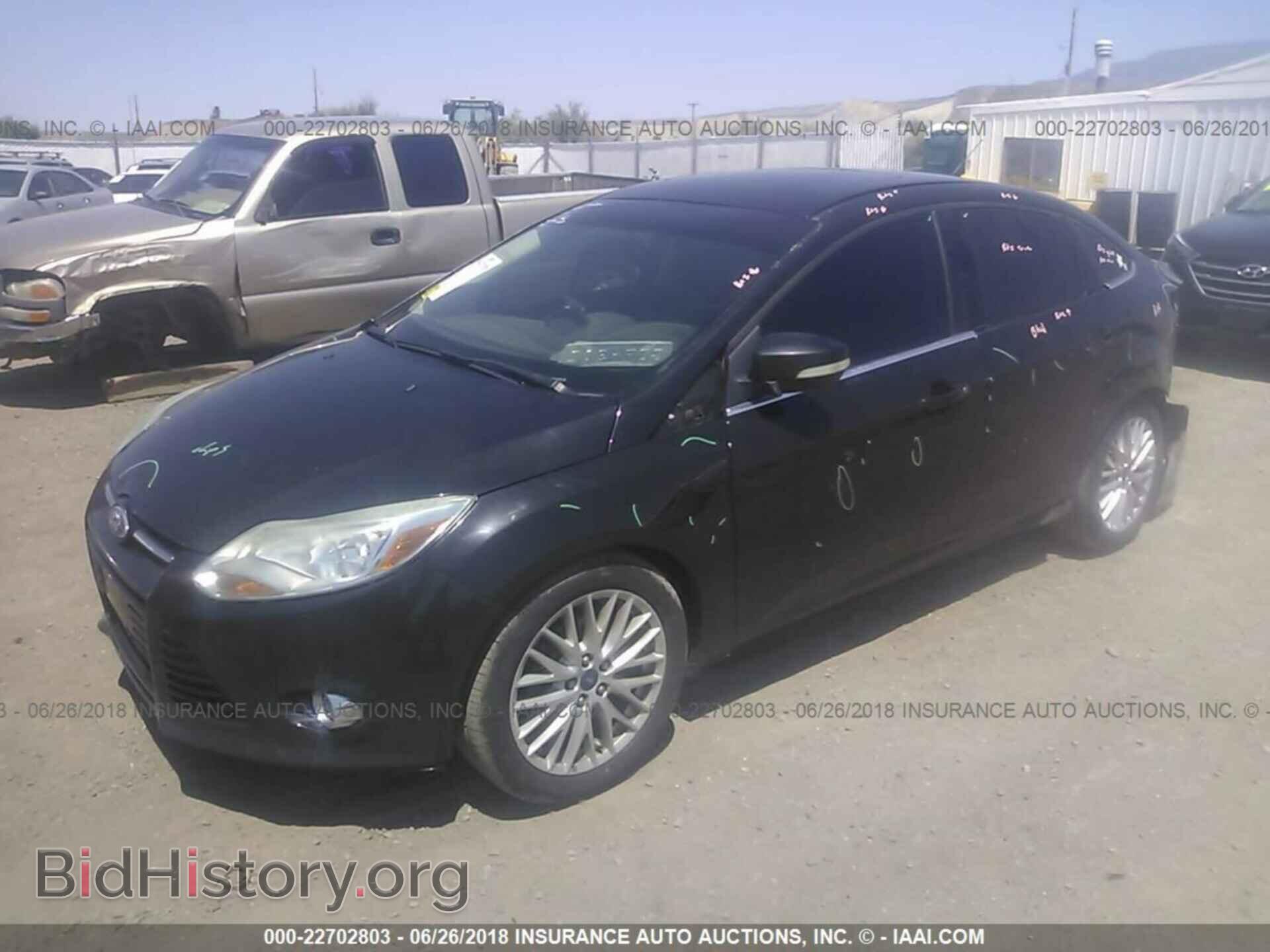 2012 Ford Focus - VIN: 1FAHP3H26CL146756 - Фото 2