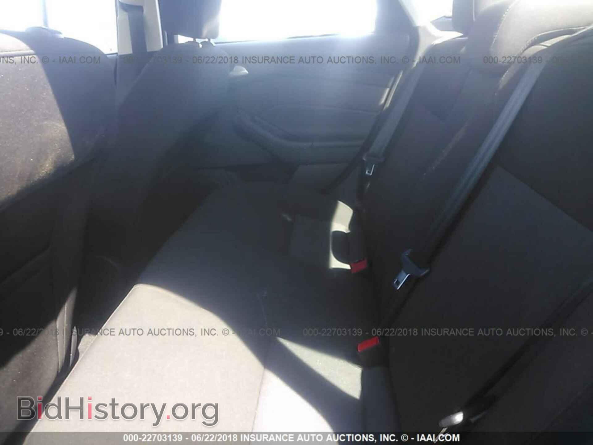 2017 Ford Focus - VIN: 1FADP3F20HL251303 - Photo 8
