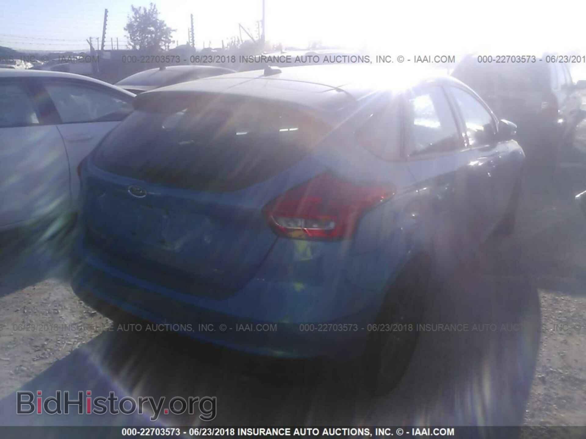 2016 Ford Focus - VIN: 1FADP3K29GL258643 - Фото 4