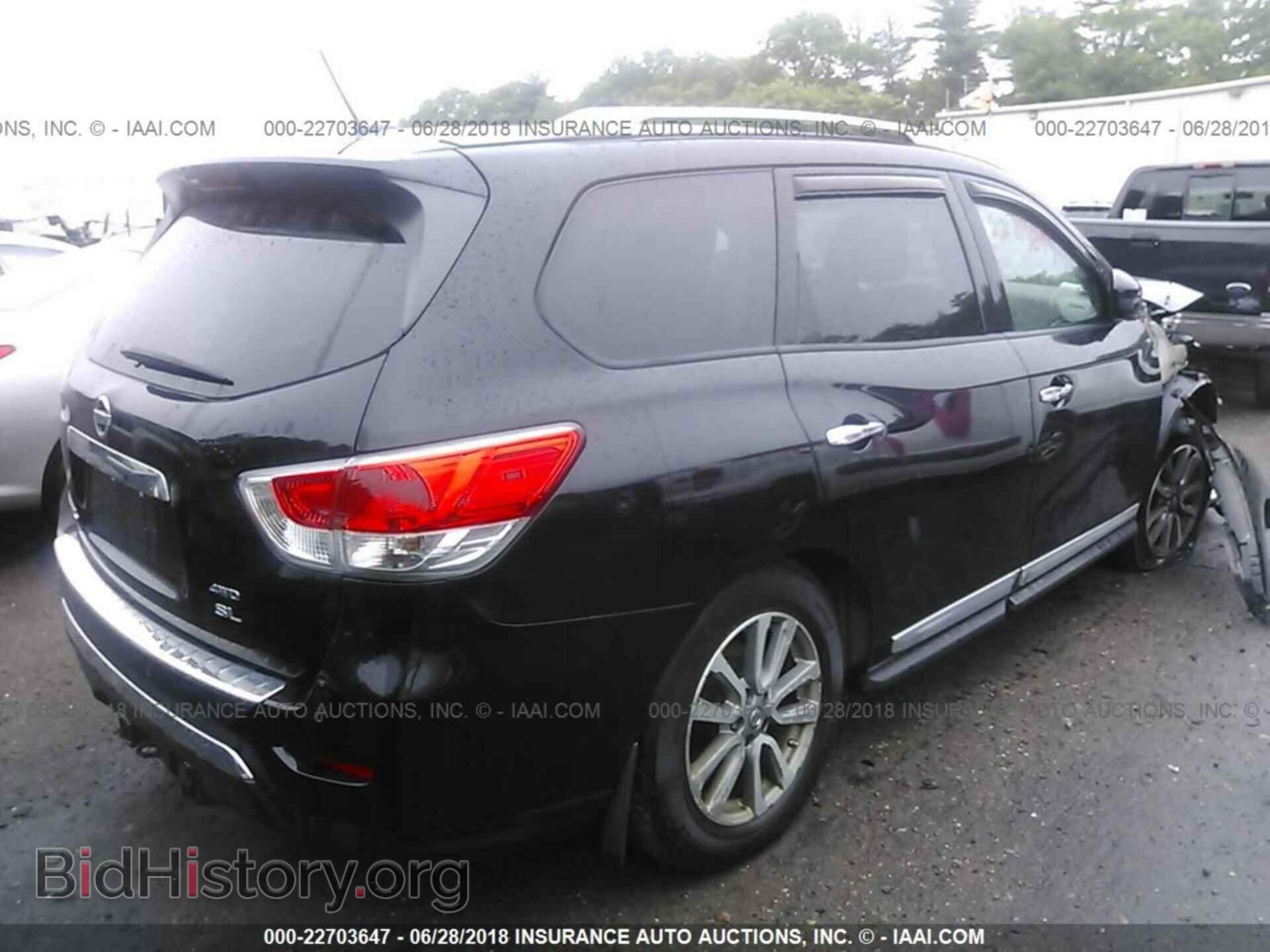 2014 Nissan Pathfinder - VIN: 5N1AR2MM3EC649568 - Фото 4