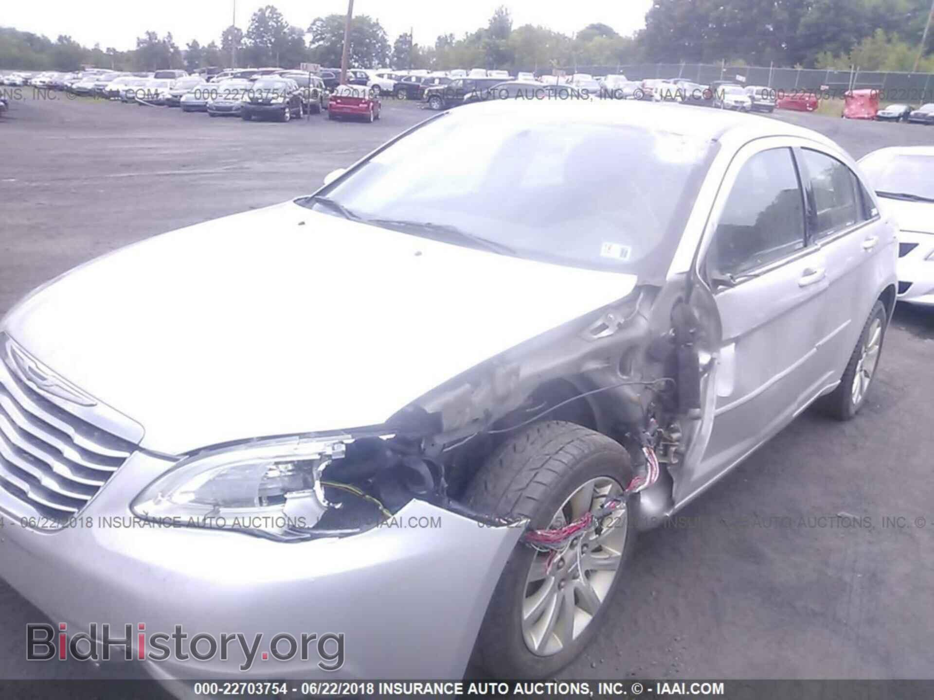 2011 Chrysler 200 - VIN: 1C3BC1FG3BN553567 - Photo 6