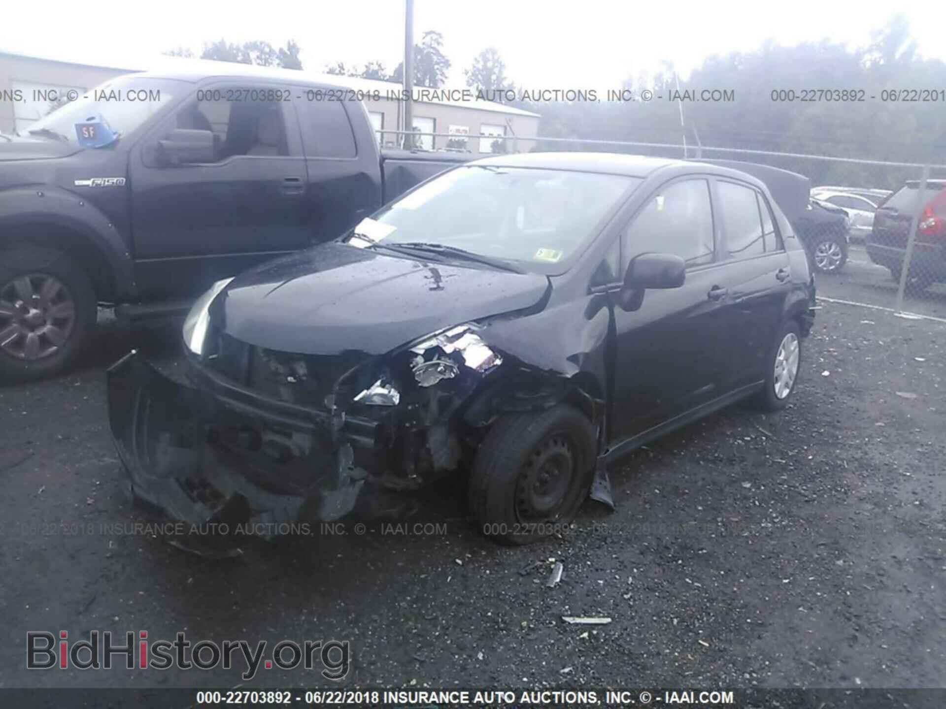 2011 Nissan Versa - VIN: 3N1BC1AP3BL368554 - Фото 2
