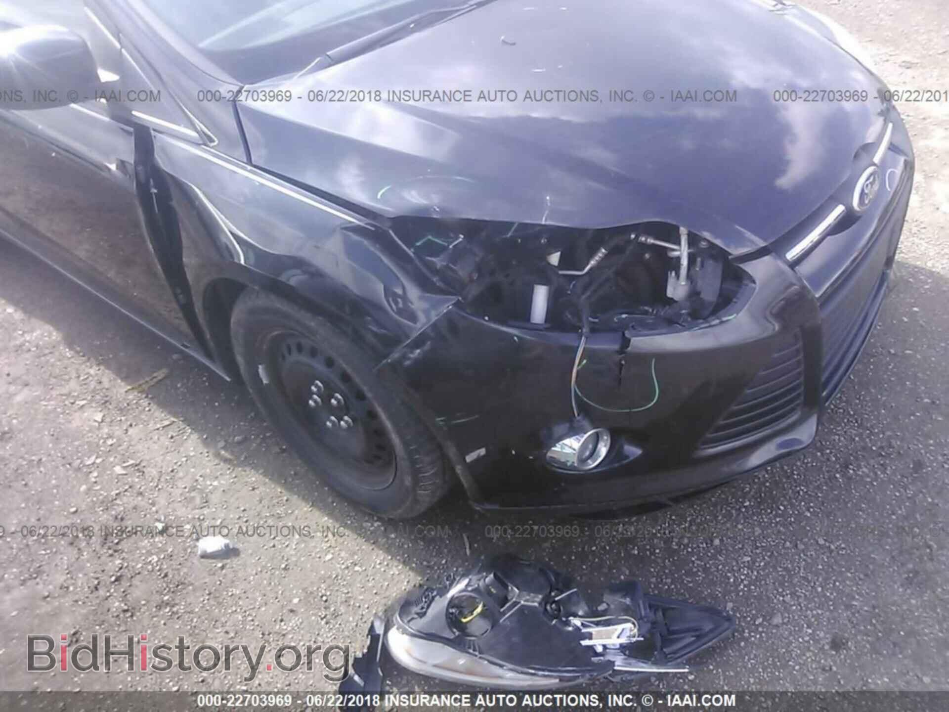 2012 Ford Focus - VIN: 1FAHP3F21CL349489 - Photo 6