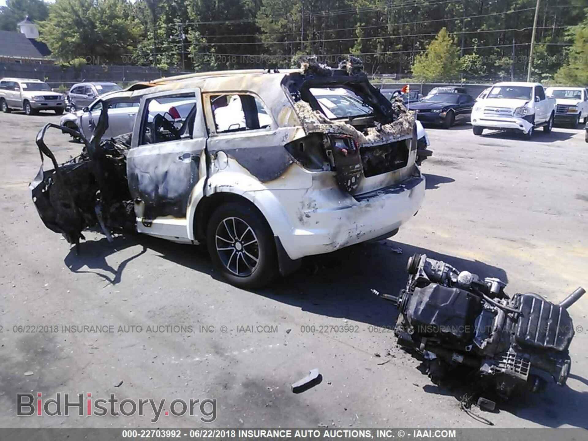 2017 Dodge Journey - VIN: 3C4PDCABXHT569943 - Фото 3