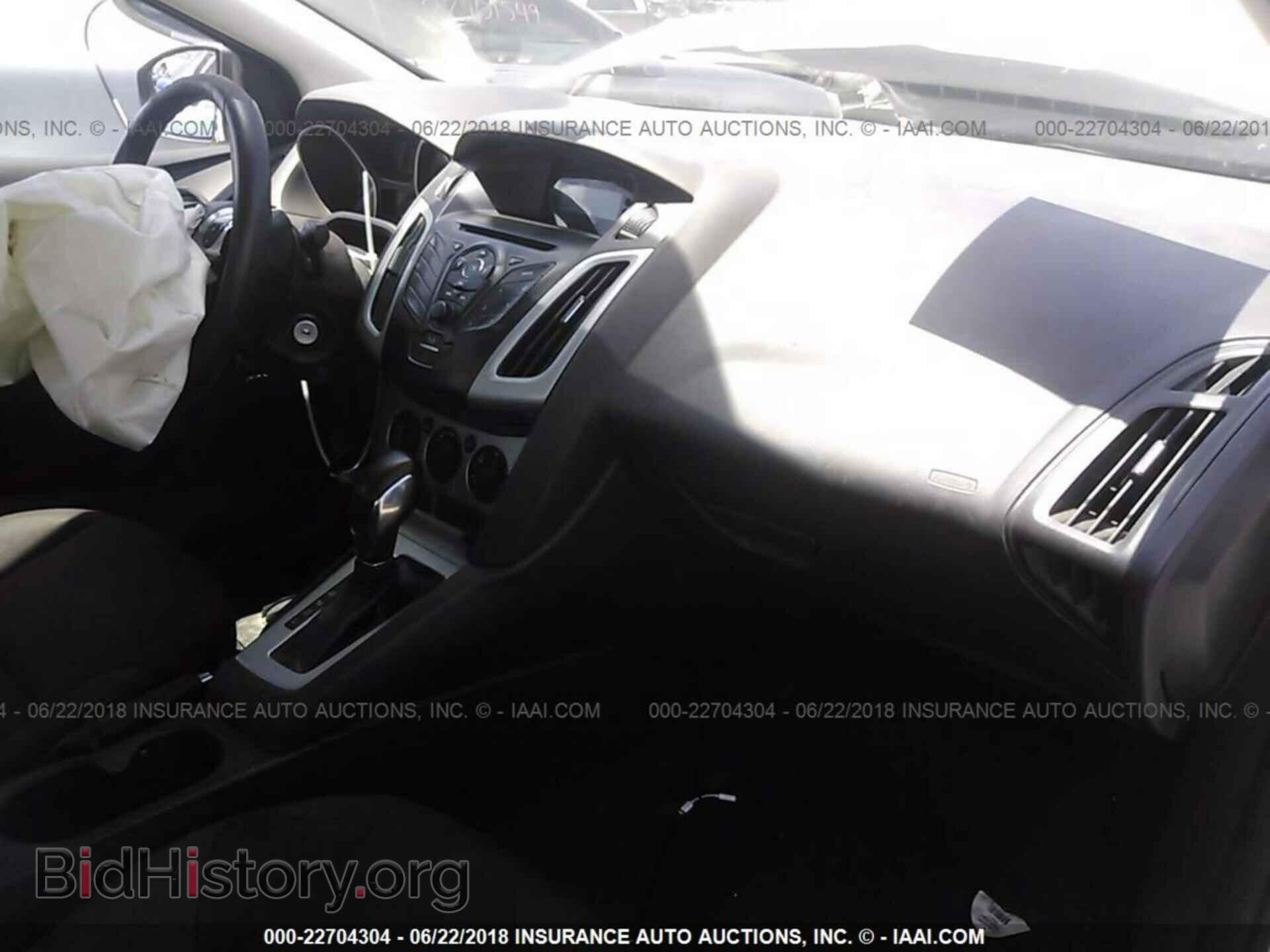 2012 Ford Focus - VIN: 1FAHP3F27CL403619 - Photo 5