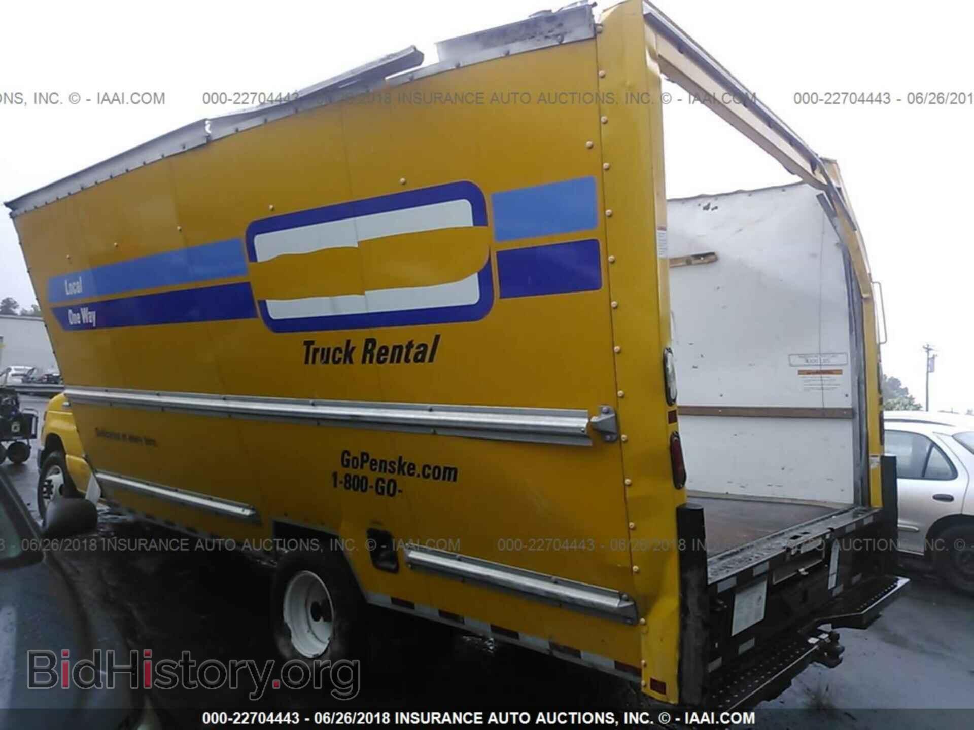 2015 Ford Econoline - VIN: 1FDWE3FS5FDA16374 - Photo 3