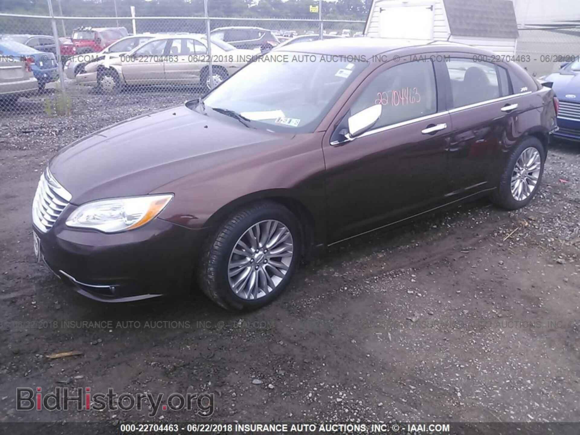 2012 Chrysler 200 - VIN: 1C3CCBCB5CN236538 - Photo 2