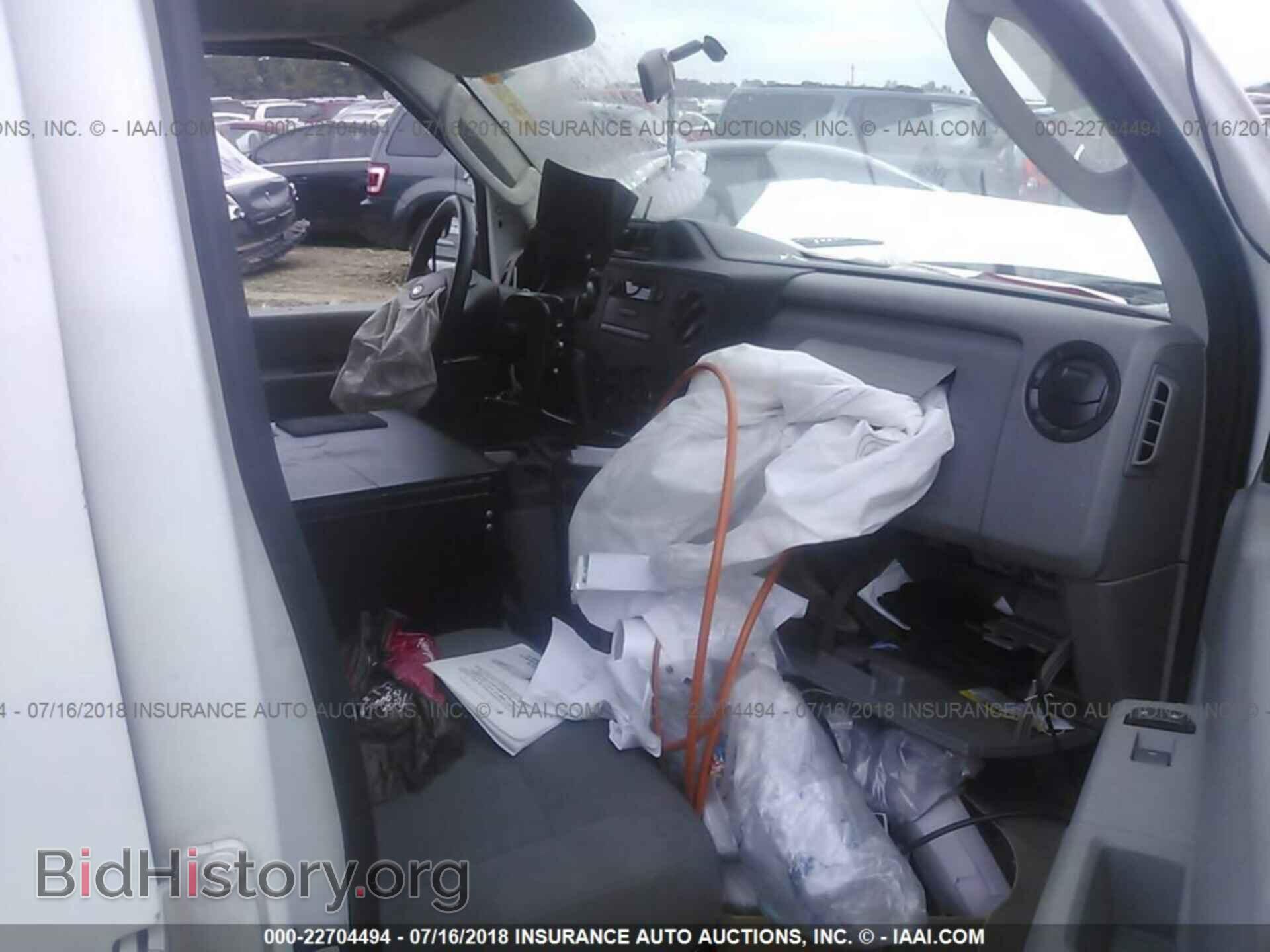 2014 Ford Econoline - VIN: 1FTNE1EW4EDA65802 - Photo 5