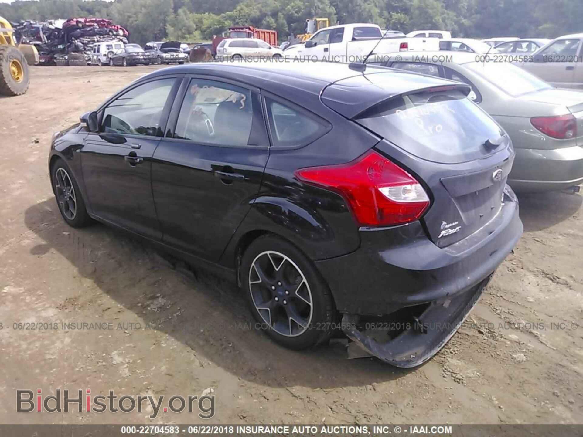 2014 Ford Focus - VIN: 1FADP3K27EL355286 - Photo 3