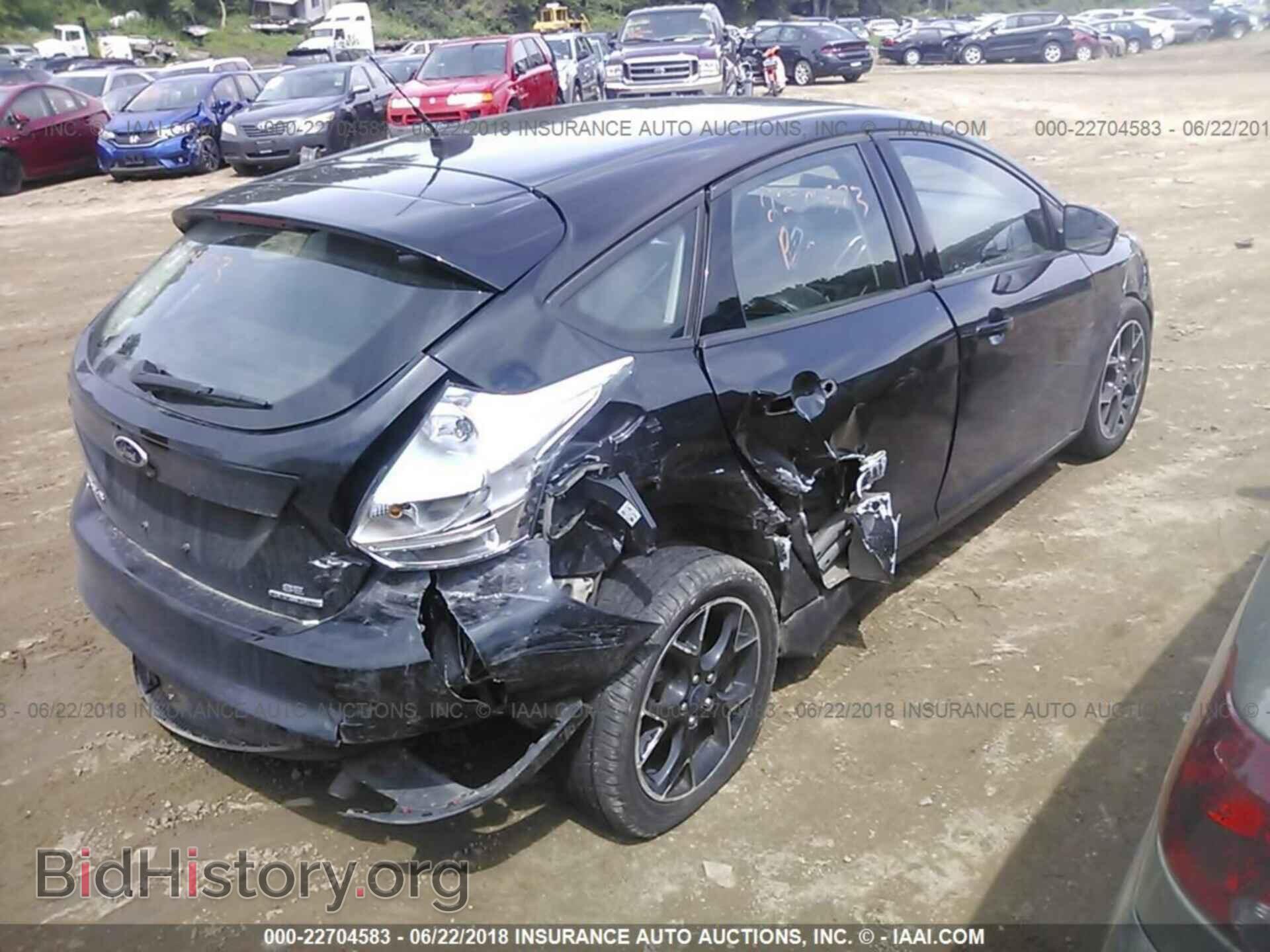 2014 Ford Focus - VIN: 1FADP3K27EL355286 - Photo 4