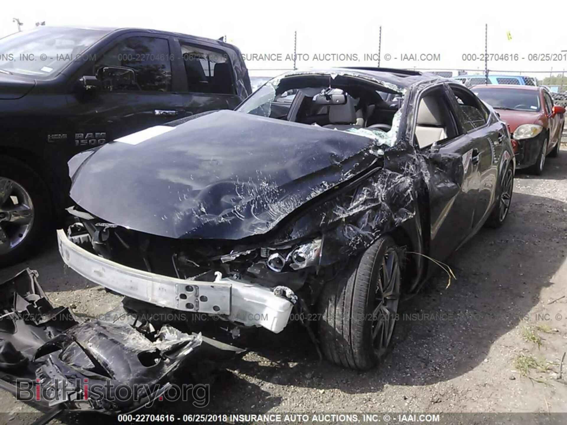 2014 Lexus Is - VIN: JTHBE1D20E5001735 - Photo 2