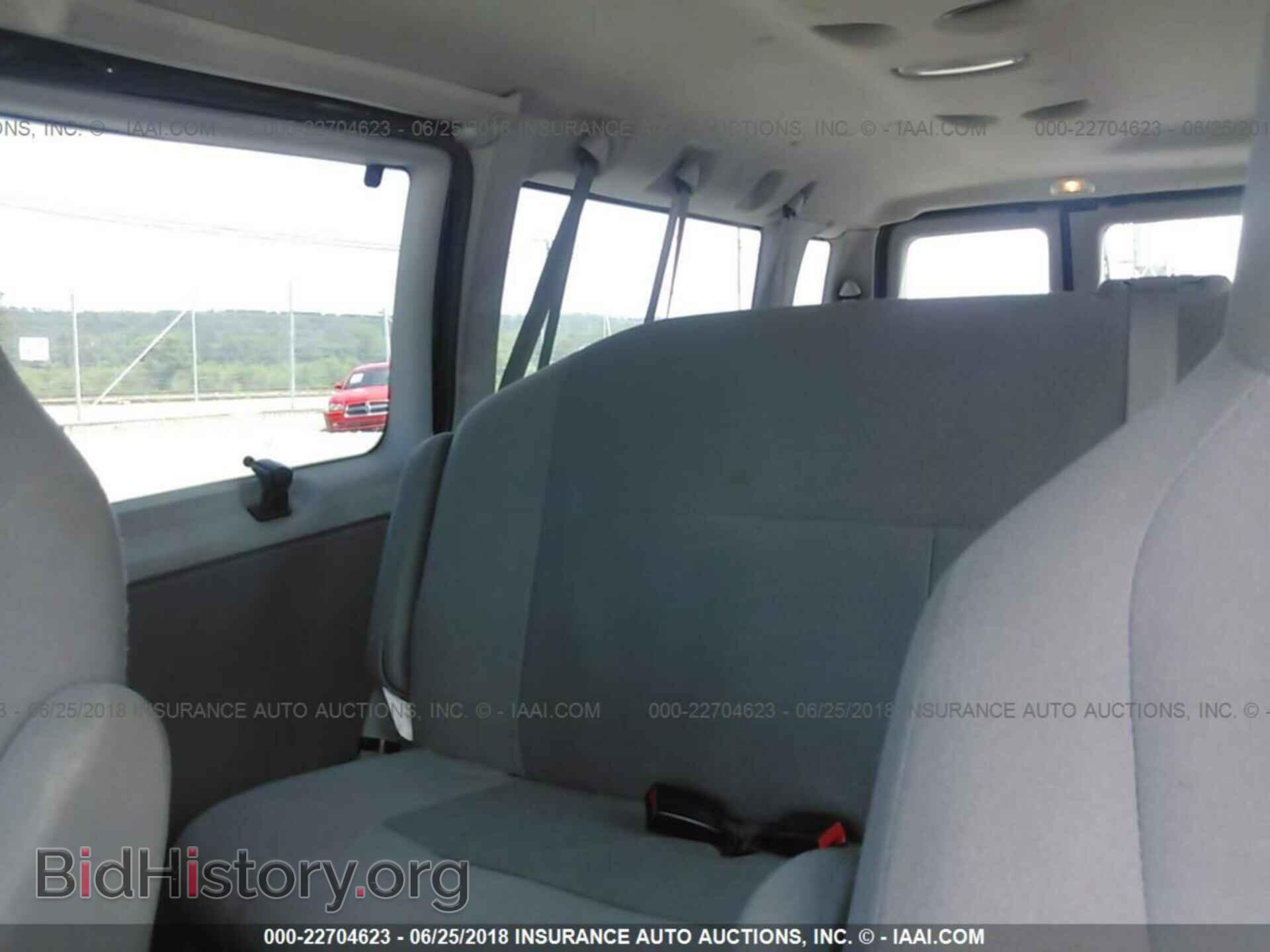 2011 Ford Econoline - VIN: 1FBSS3BL0BDA31115 - Фото 8