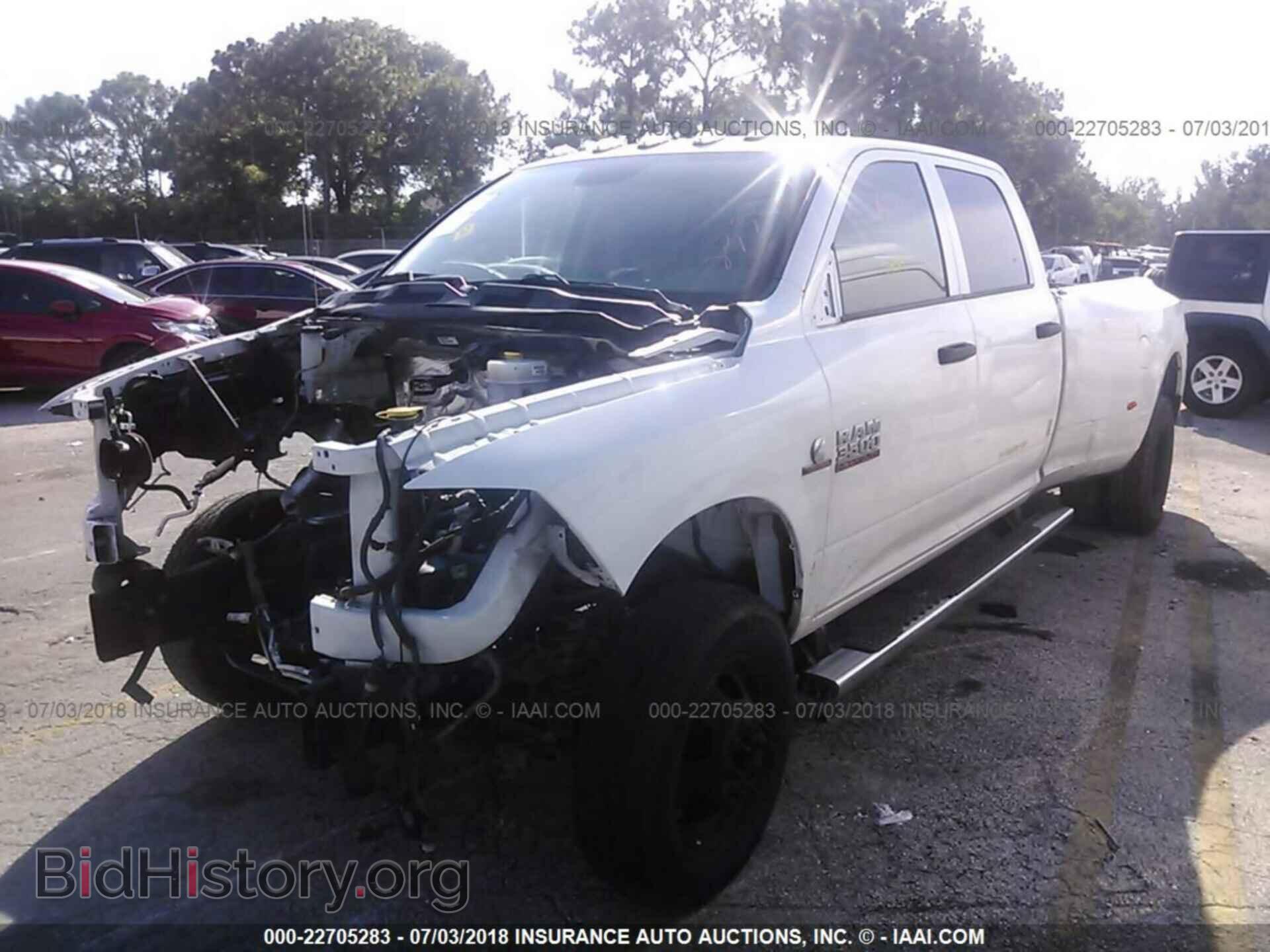 2016 Ram 3500 - VIN: 3C63RPGL8GG233617 - Фото 2