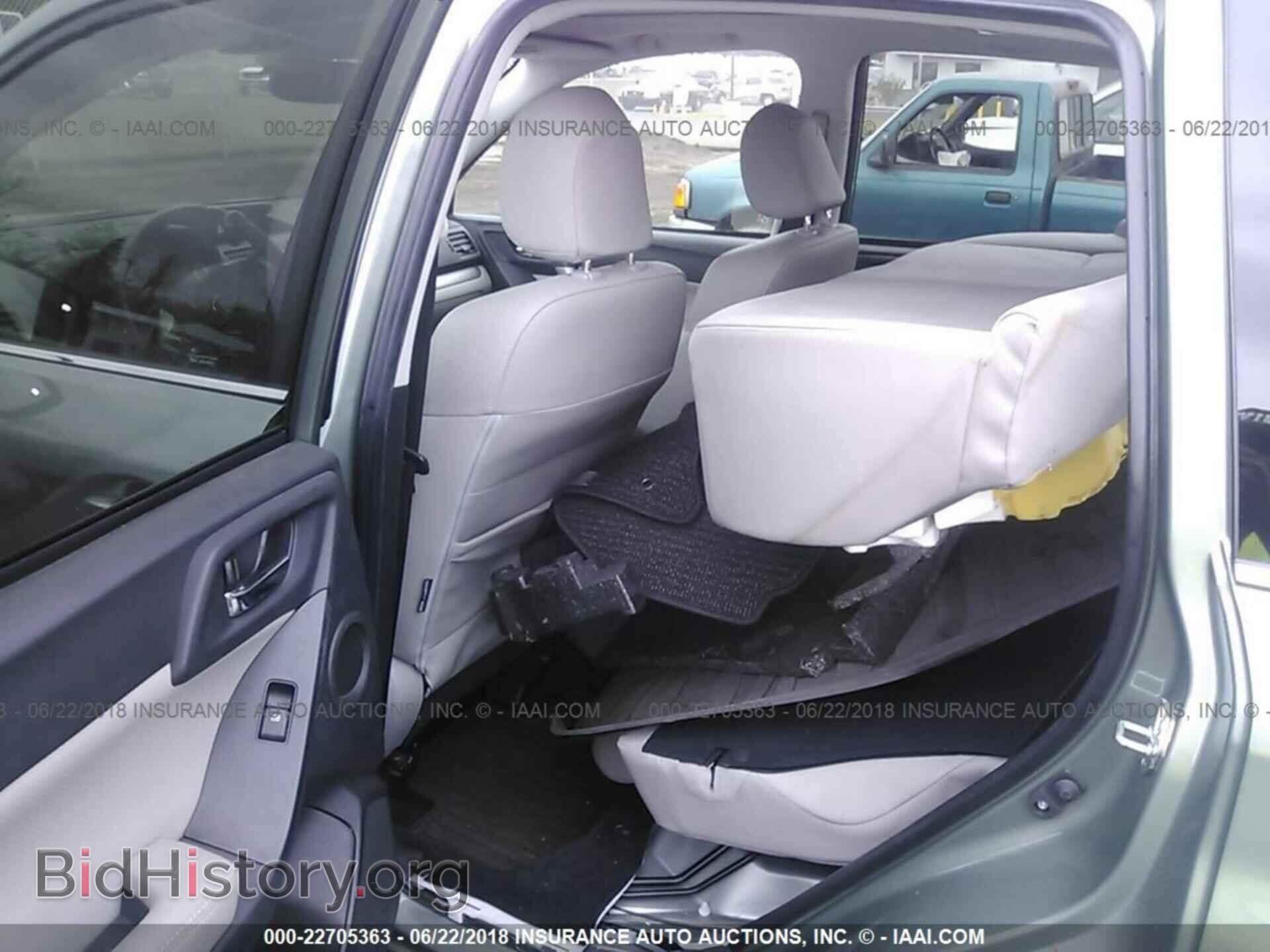 2014 Subaru Forester - VIN: JF2SJAPC1EH548711 - Фото 8