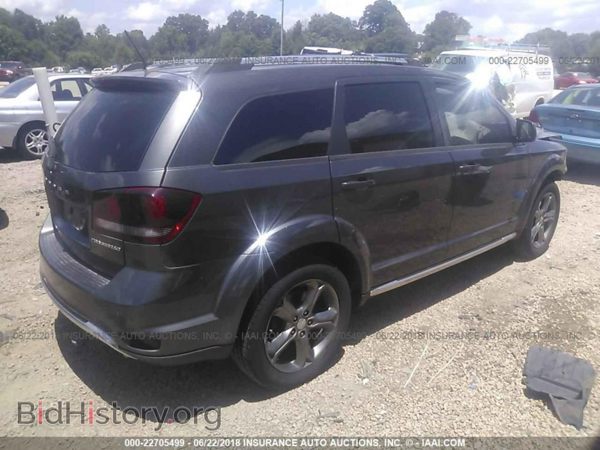 2015 Dodge Journey - VIN: 3C4PDCGG2FT746260 - Photo 4