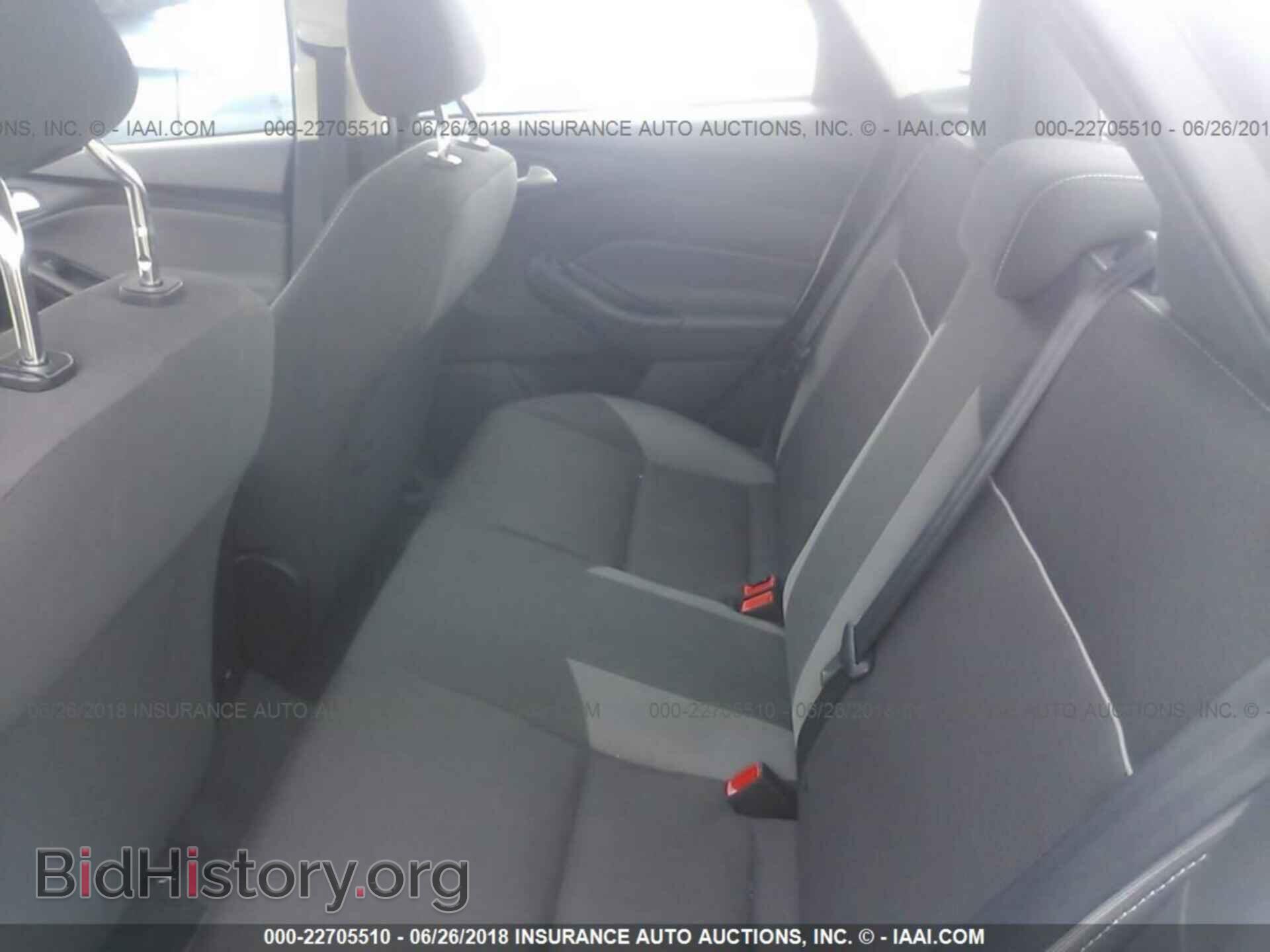 2012 Ford Focus - VIN: 1FAHP3F24CL283052 - Photo 8