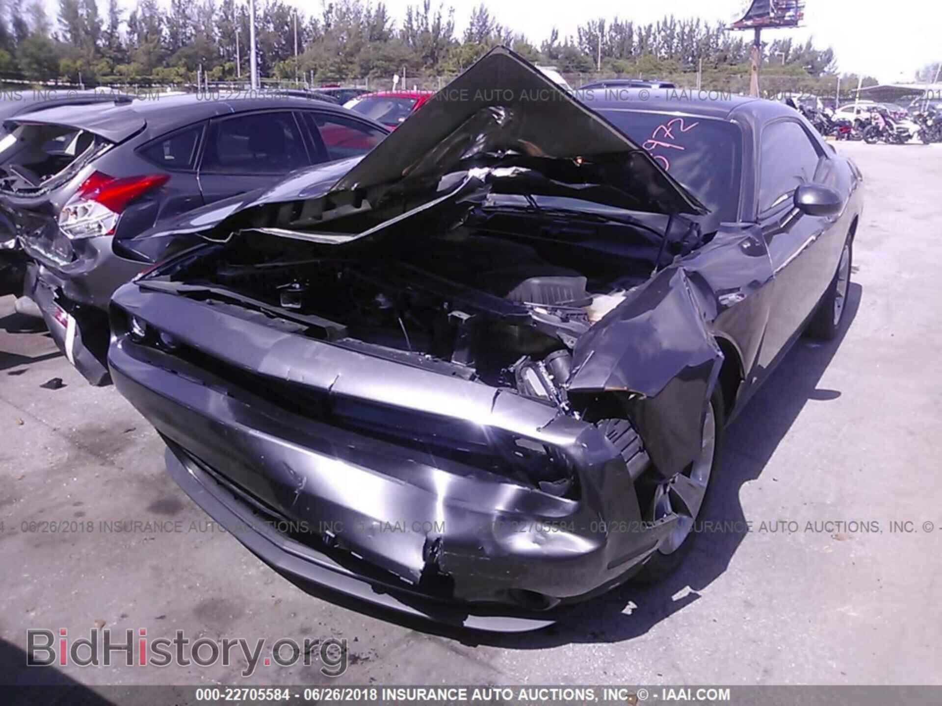 2016 Dodge Challenger - VIN: 2C3CDZAG2GH200972 - Photo 2