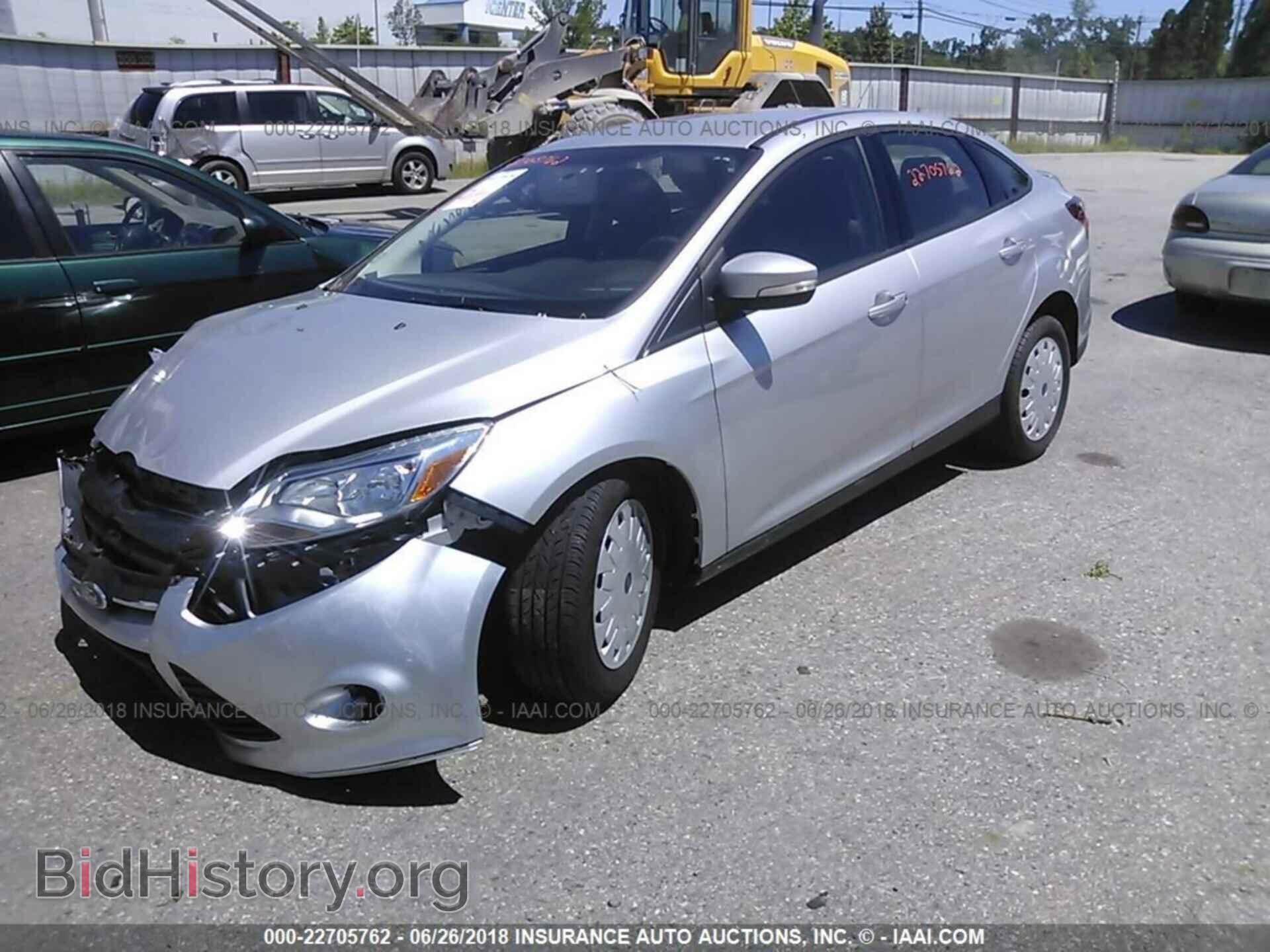 2013 Ford Focus - VIN: 1FADP3F27DL232211 - Photo 2