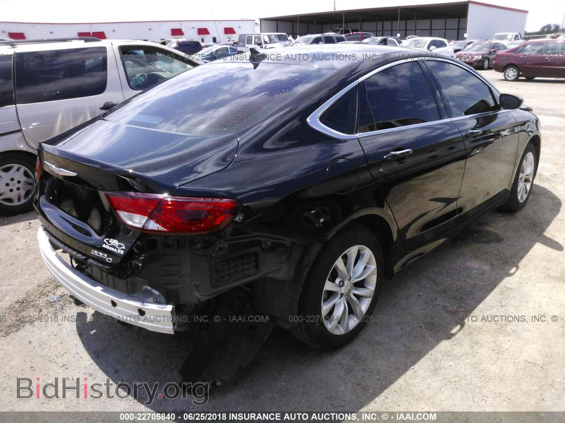 2015 Chrysler 200 - VIN: 1C3CCCCB5FN653068 - Photo 4