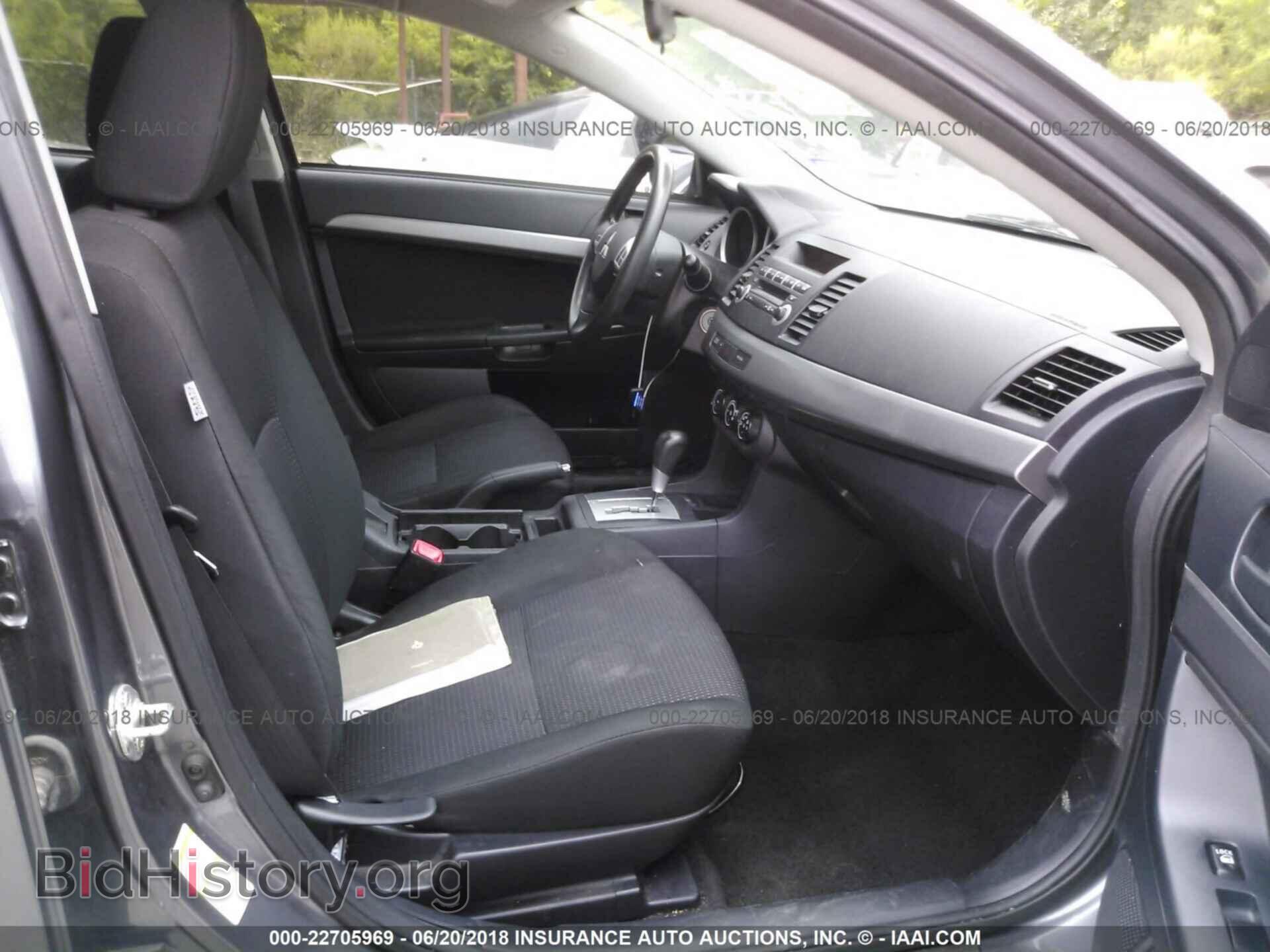 2011 Mitsubishi Lancer - VIN: JA32U2FU8BU046298 - Фото 5