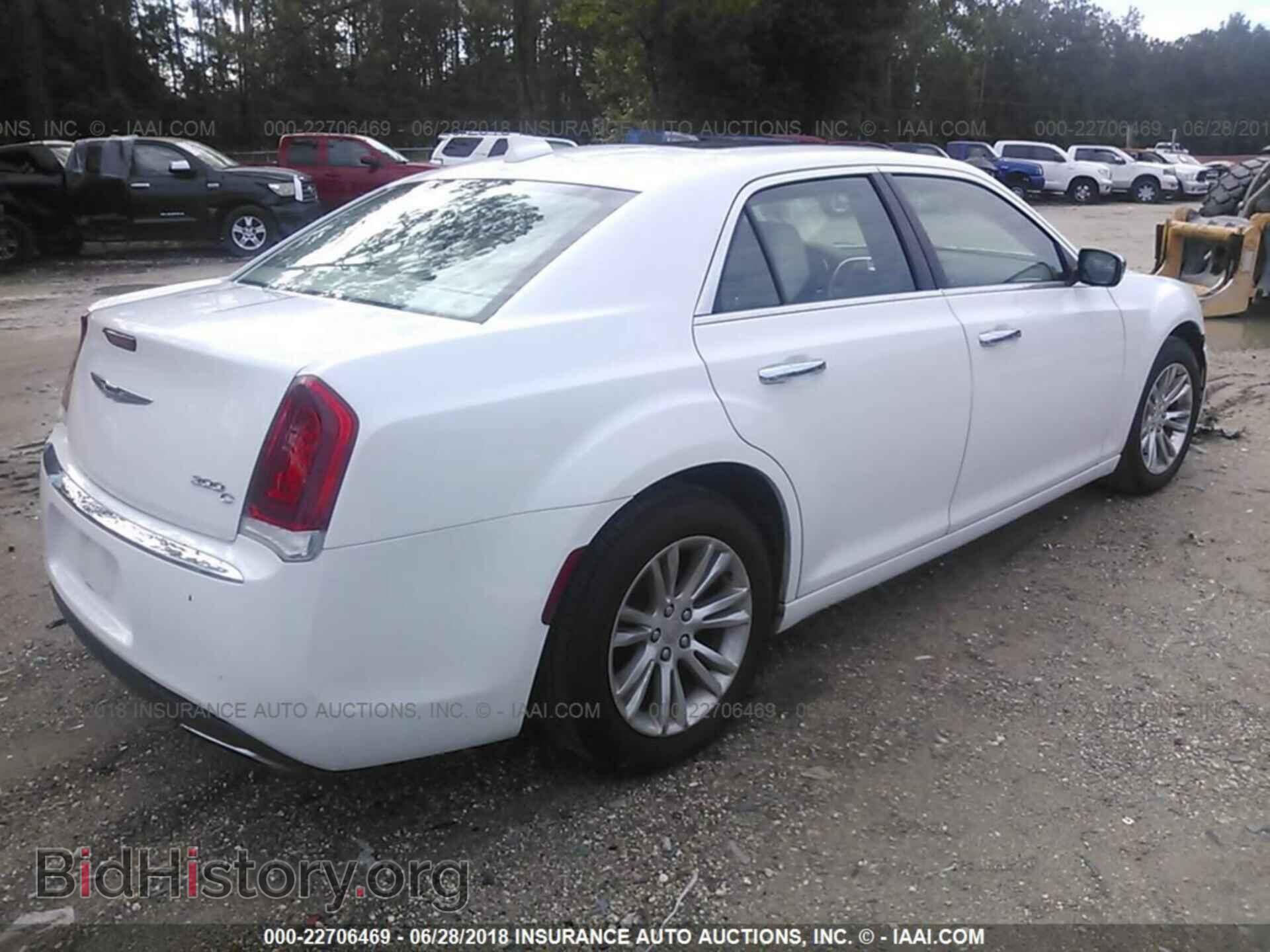 2016 Chrysler 300c - VIN: 2C3CCAEG8GH181584 - Фото 4