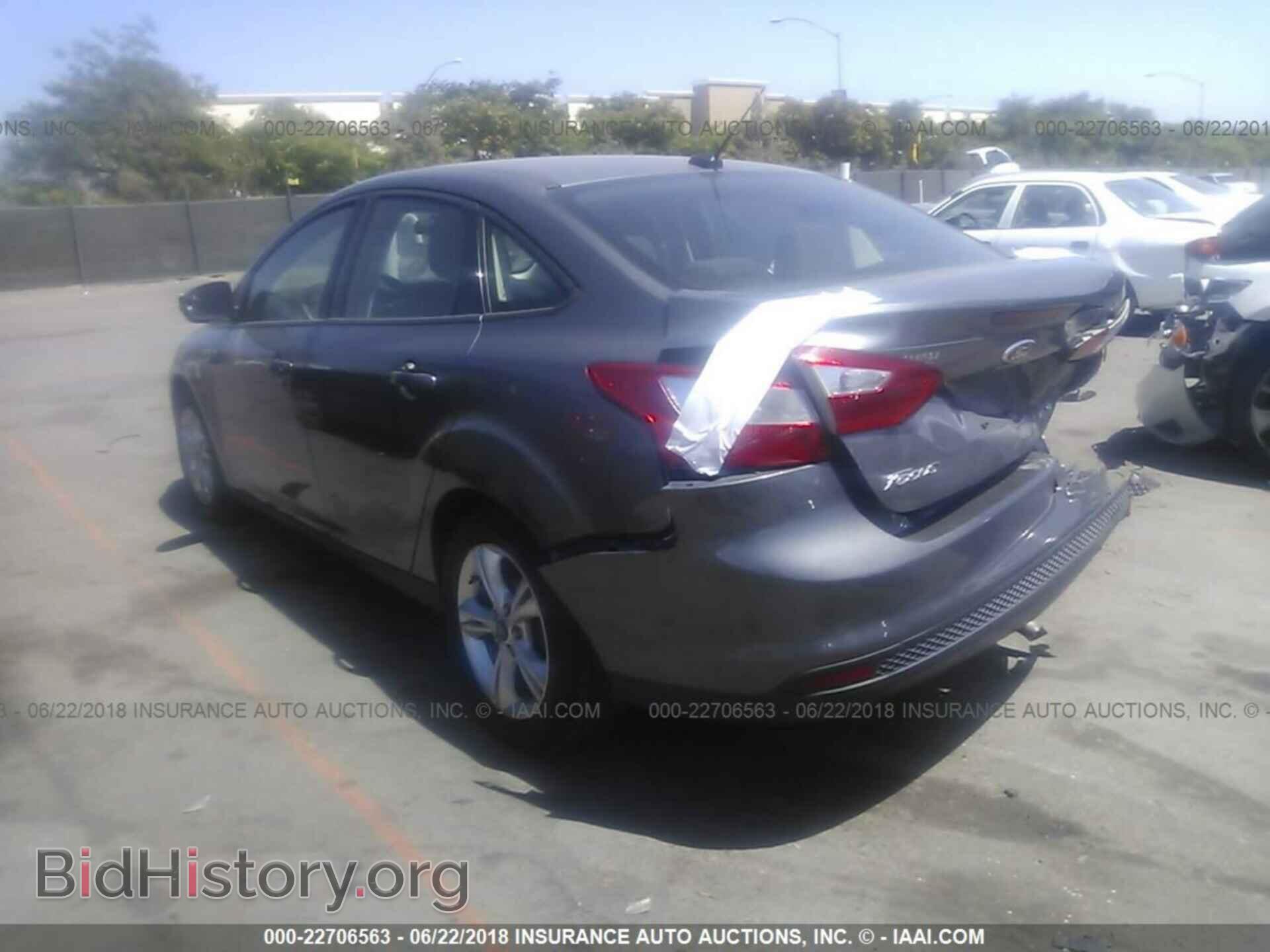 2013 Ford Focus - VIN: 1FADP3F28DL198196 - Photo 3