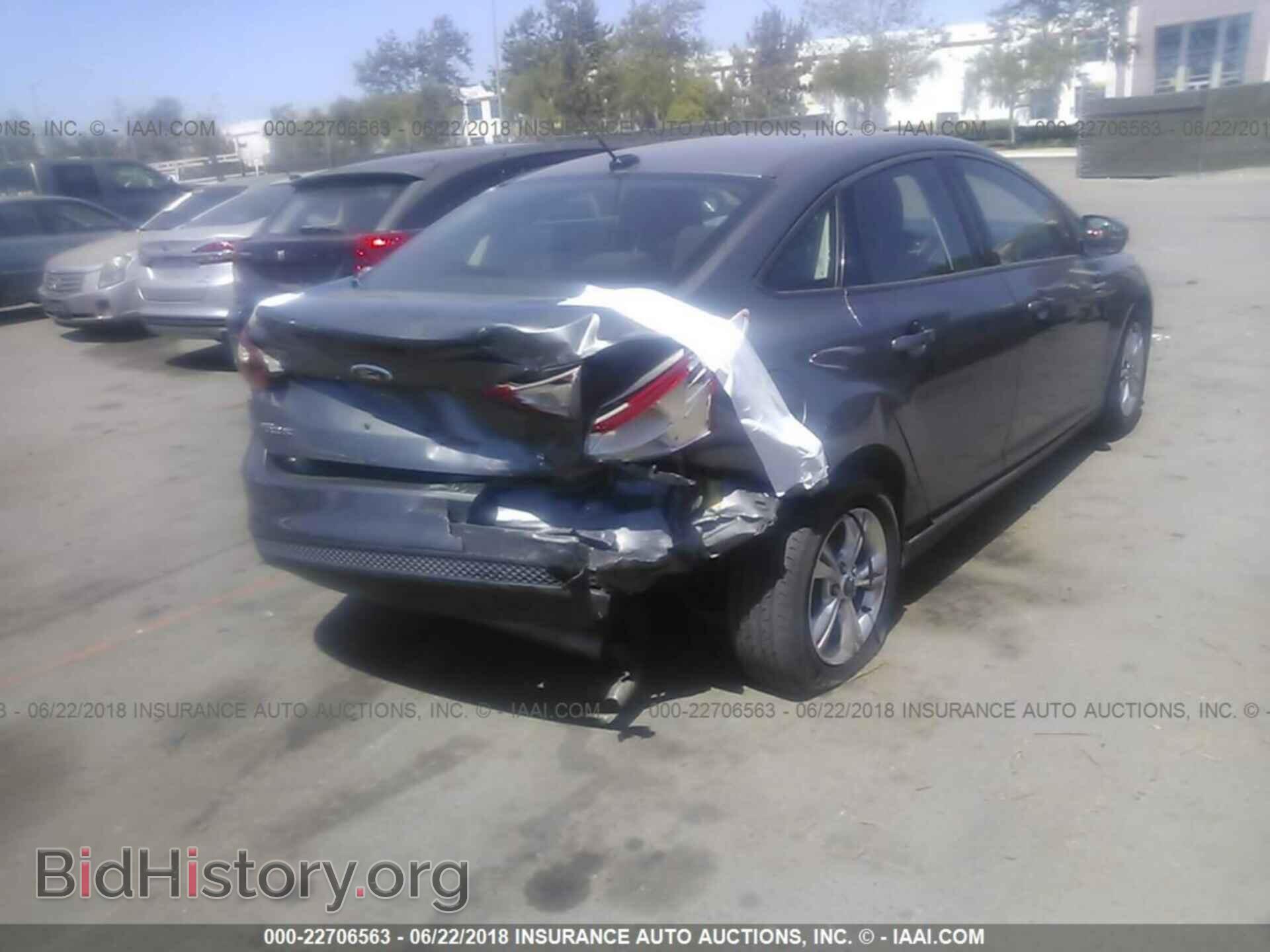 2013 Ford Focus - VIN: 1FADP3F28DL198196 - Photo 4