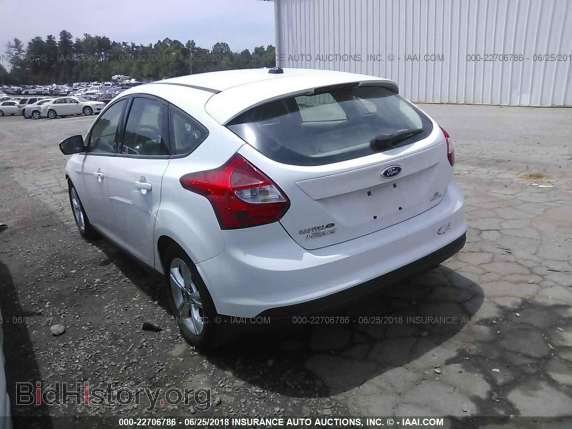 2014 Ford Focus - VIN: 1FADP3K20EL232896 - Photo 3