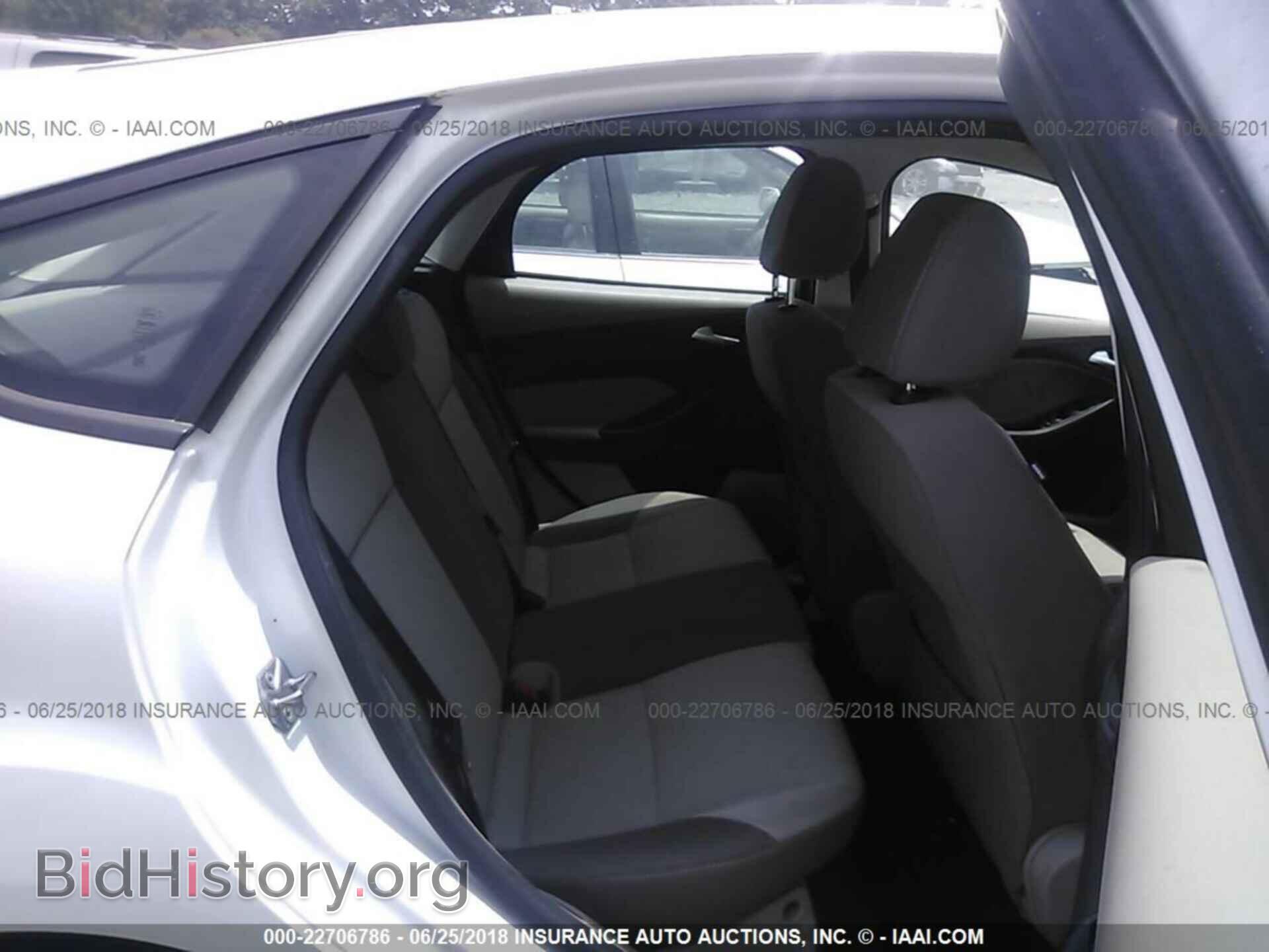 2014 Ford Focus - VIN: 1FADP3K20EL232896 - Photo 8